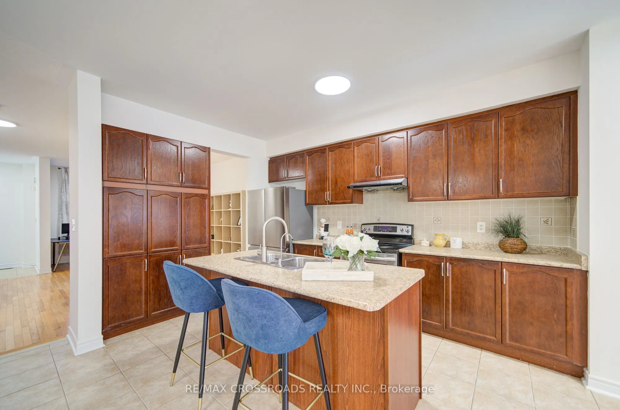85 Shady Oaks Avenue