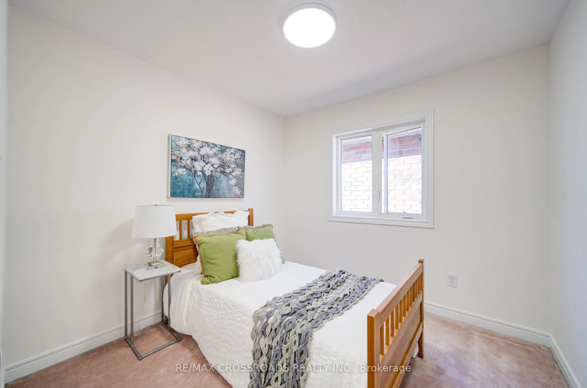 85 Shady Oaks Avenue