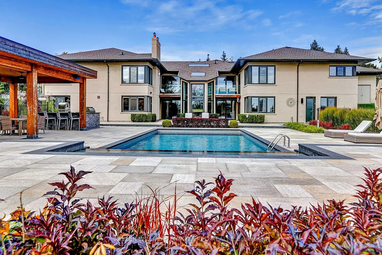 17 Dew Drop Court