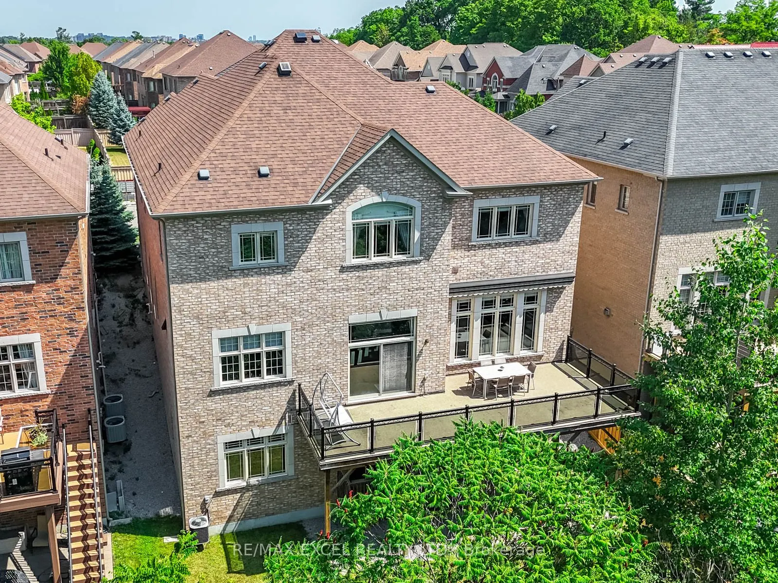 146 Upper Post Road W
