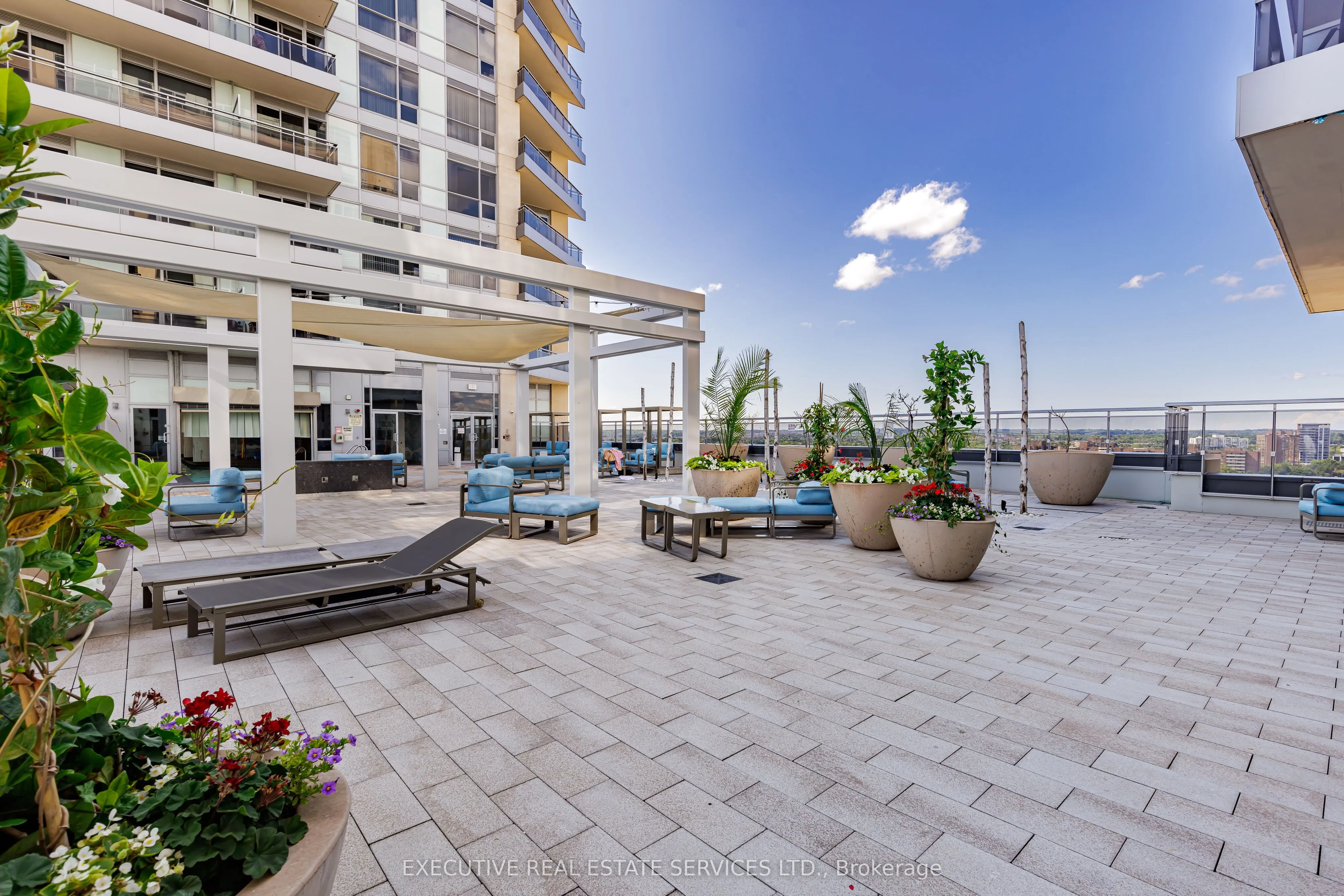 9191 Yonge Street SW, ##608