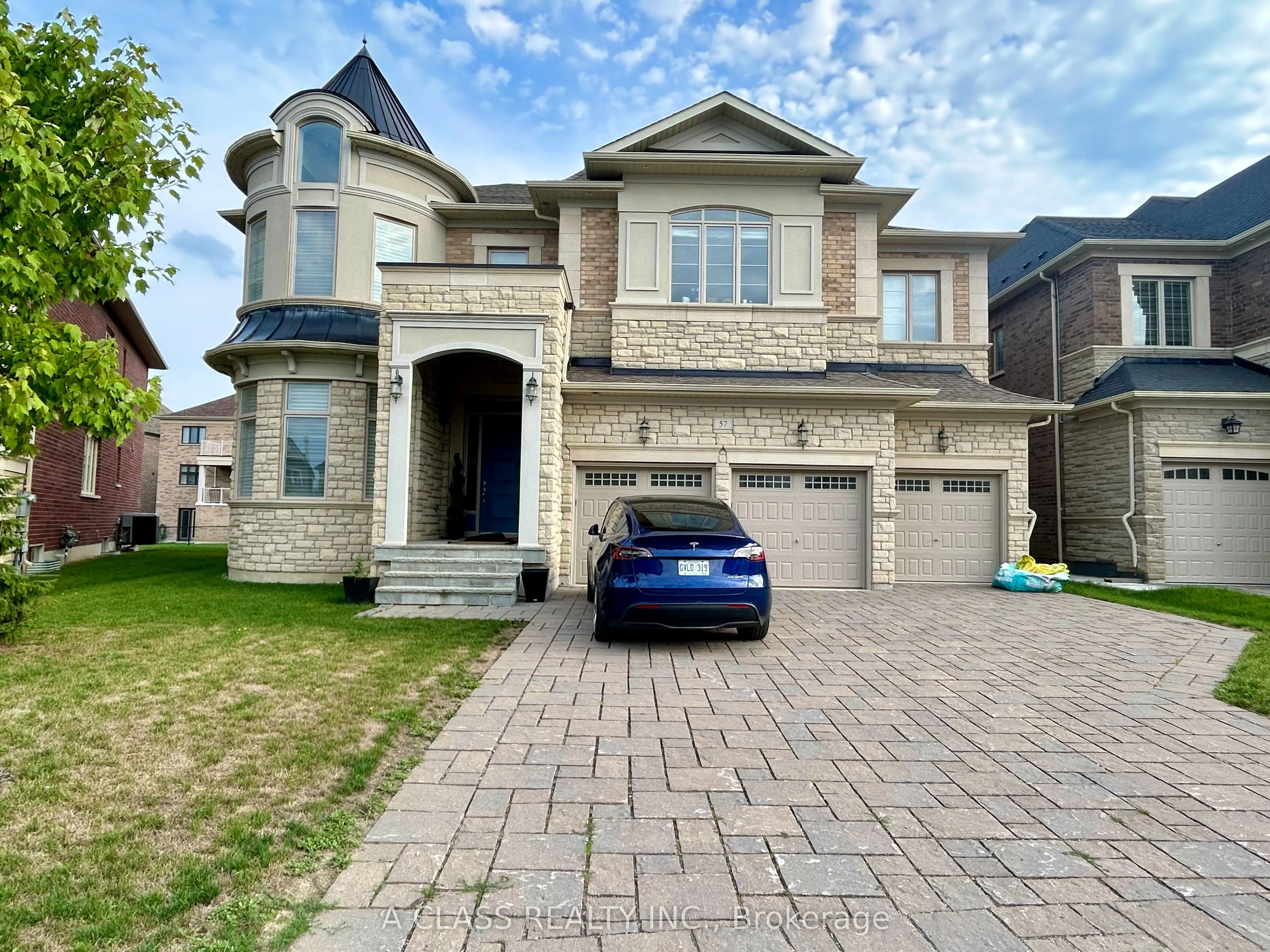 57 Rolling Green Court