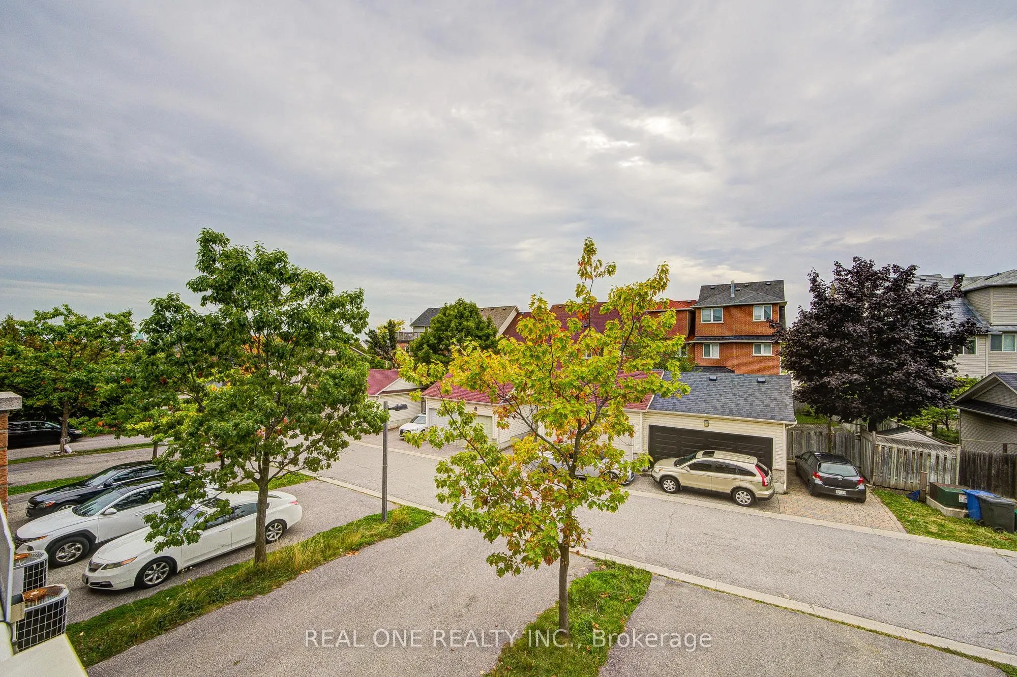 2799 Bur Oak Avenue