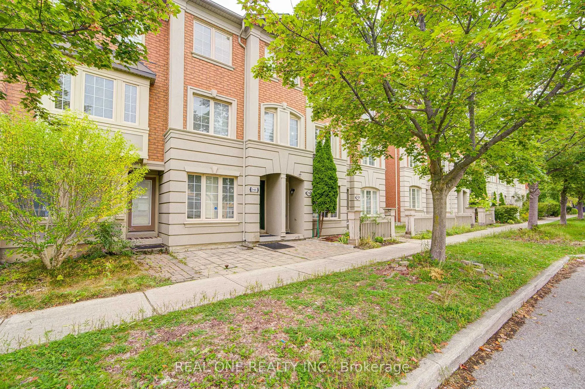 2799 Bur Oak Avenue