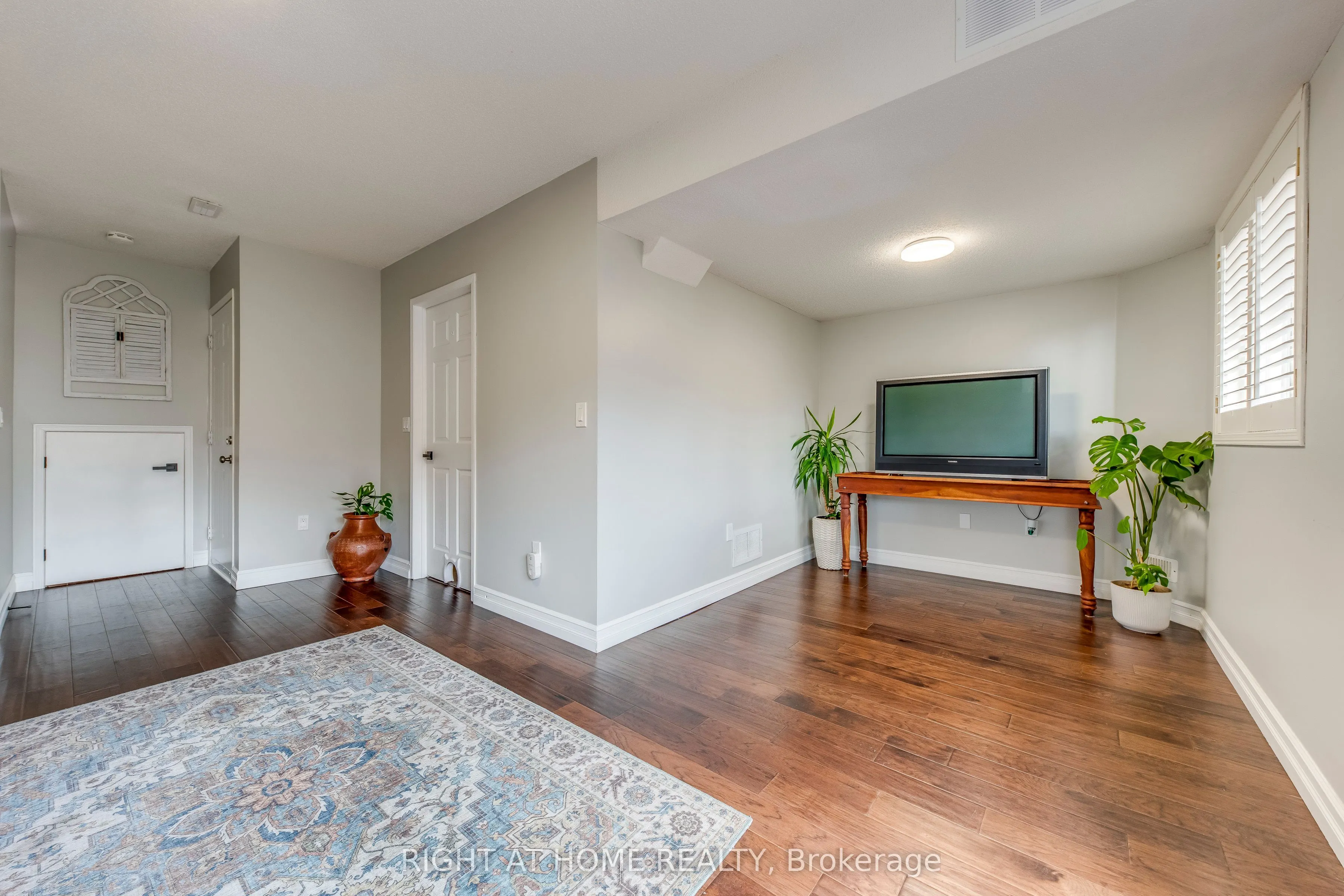 1406 Forest Street