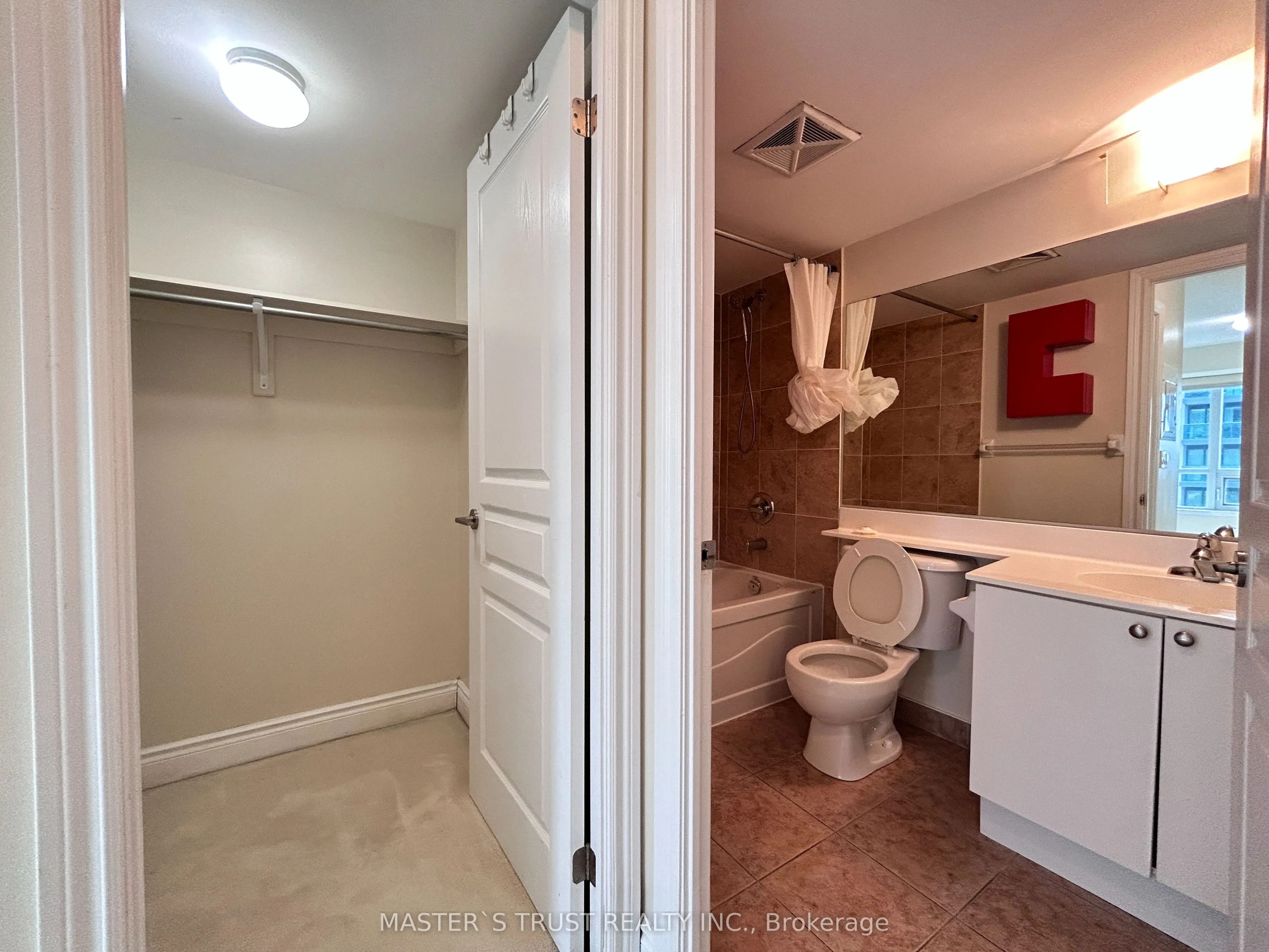 32 Clegg Road, #516