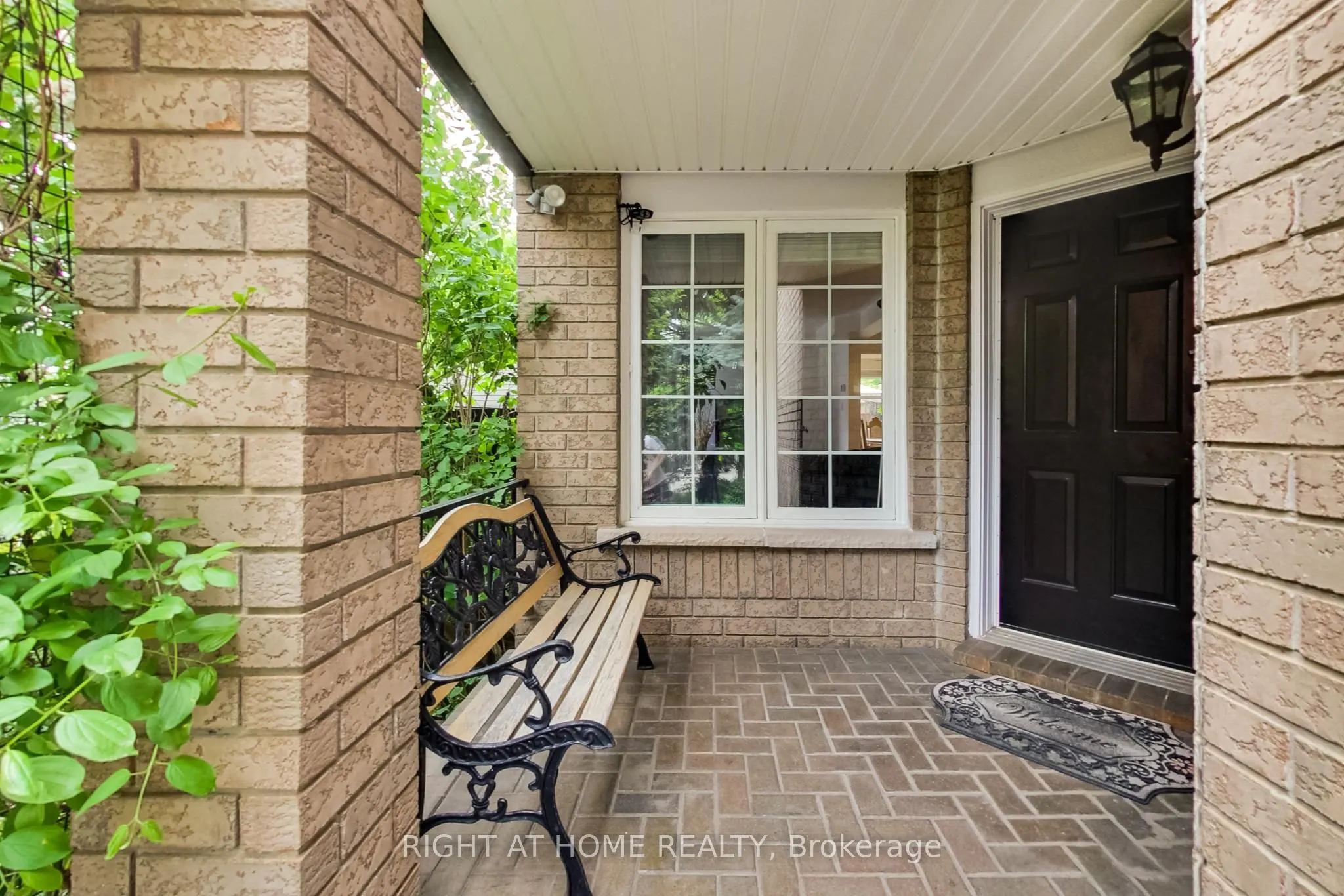 28 Foxtail Ridge