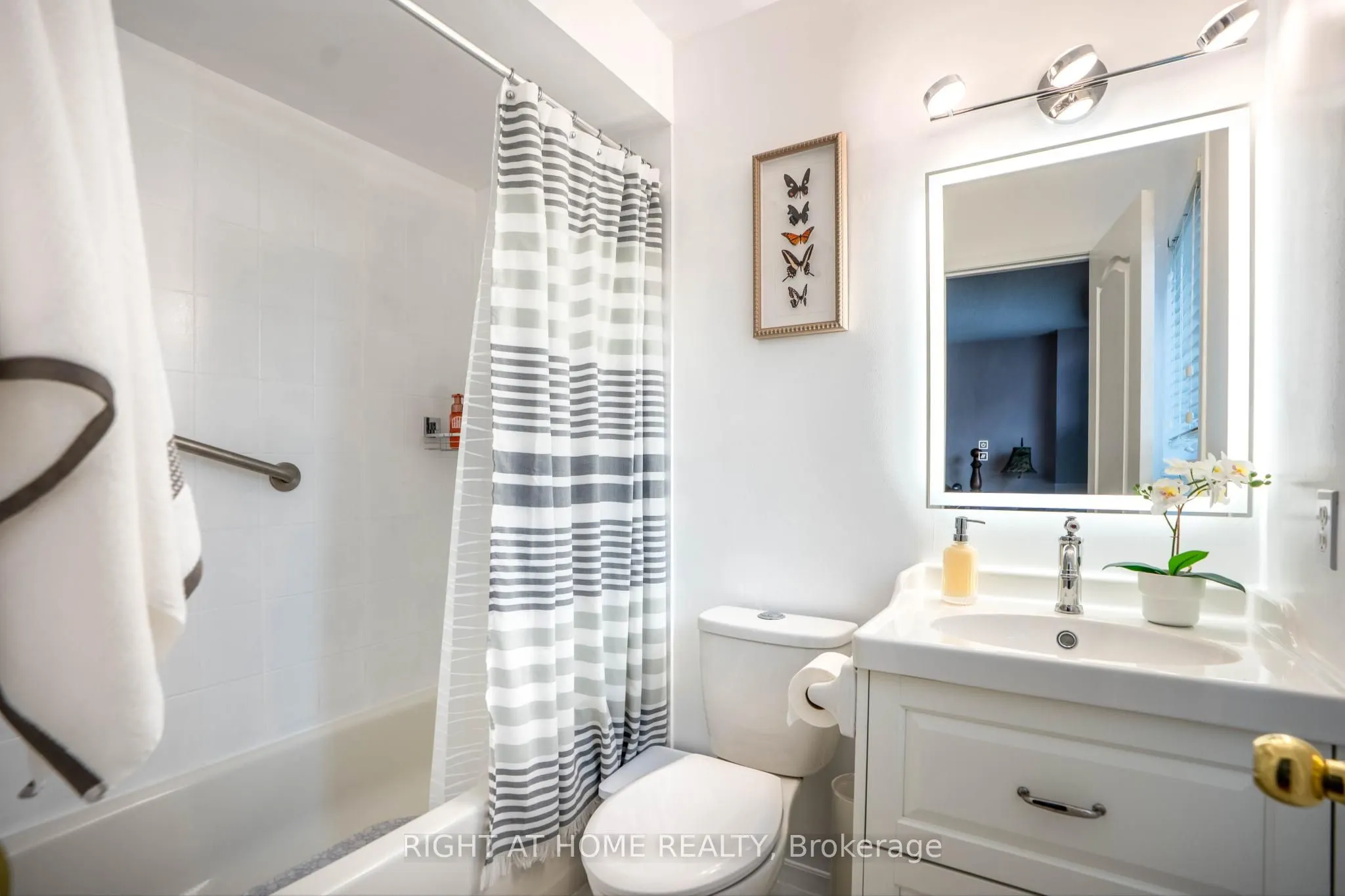 28 Foxtail Ridge