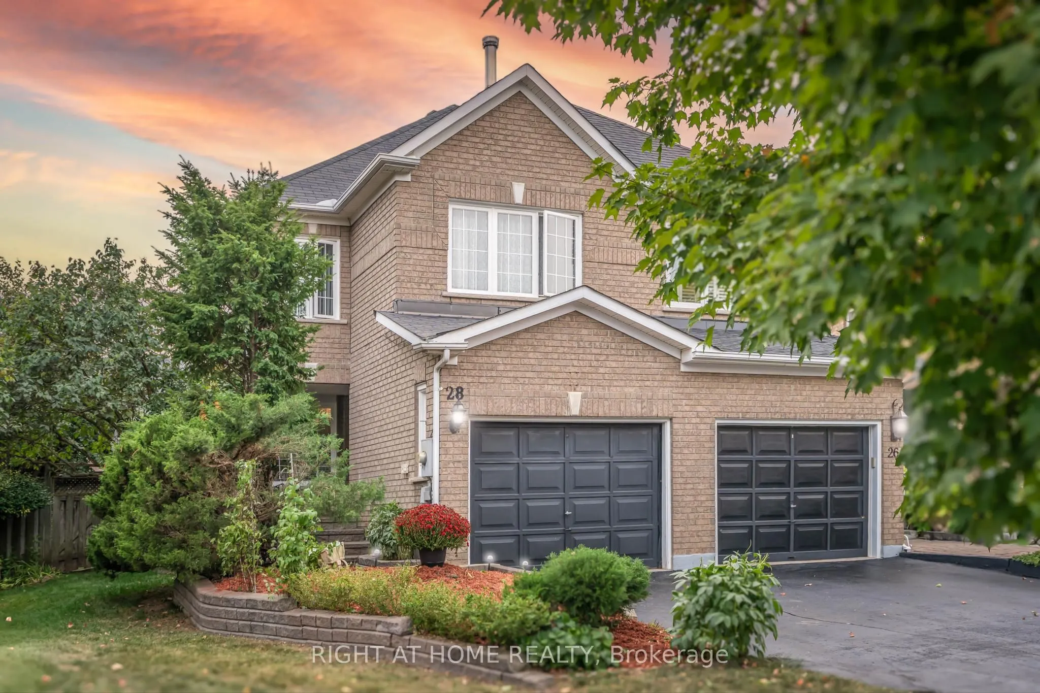 28 Foxtail Ridge