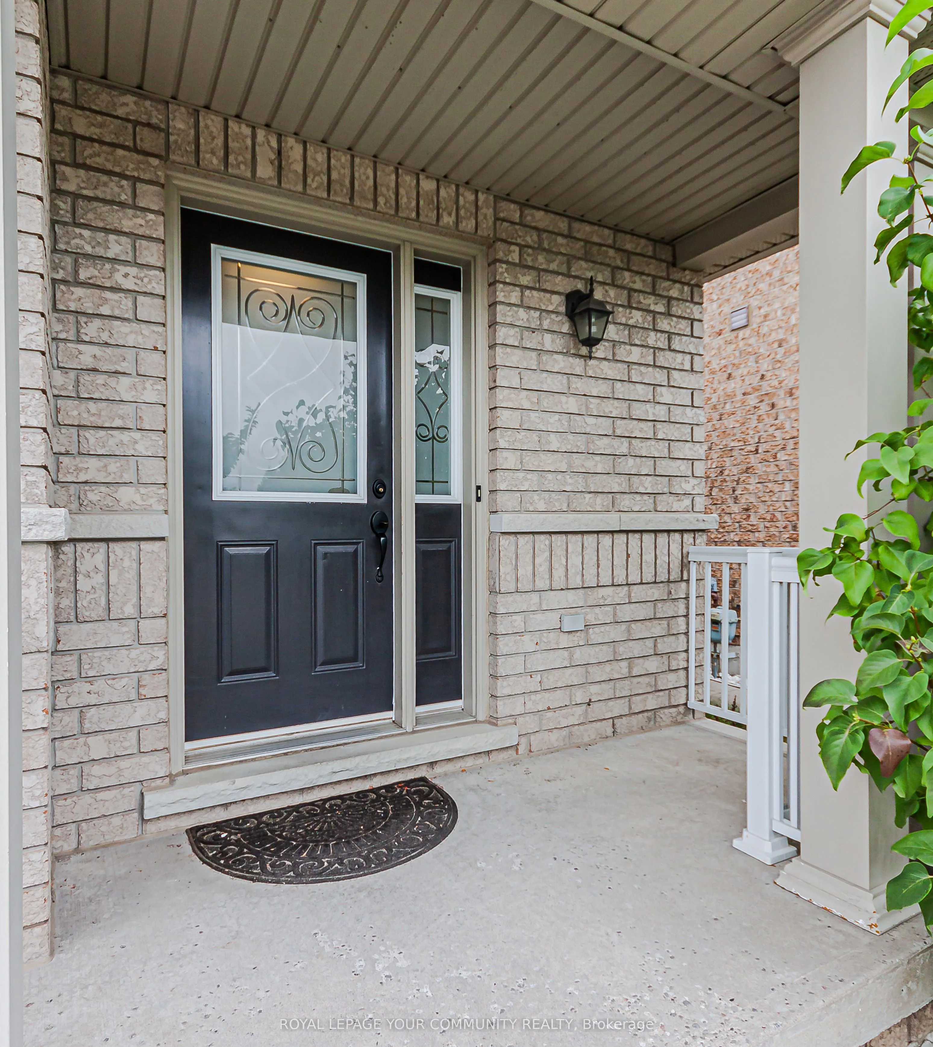 32 Black Maple Crescent