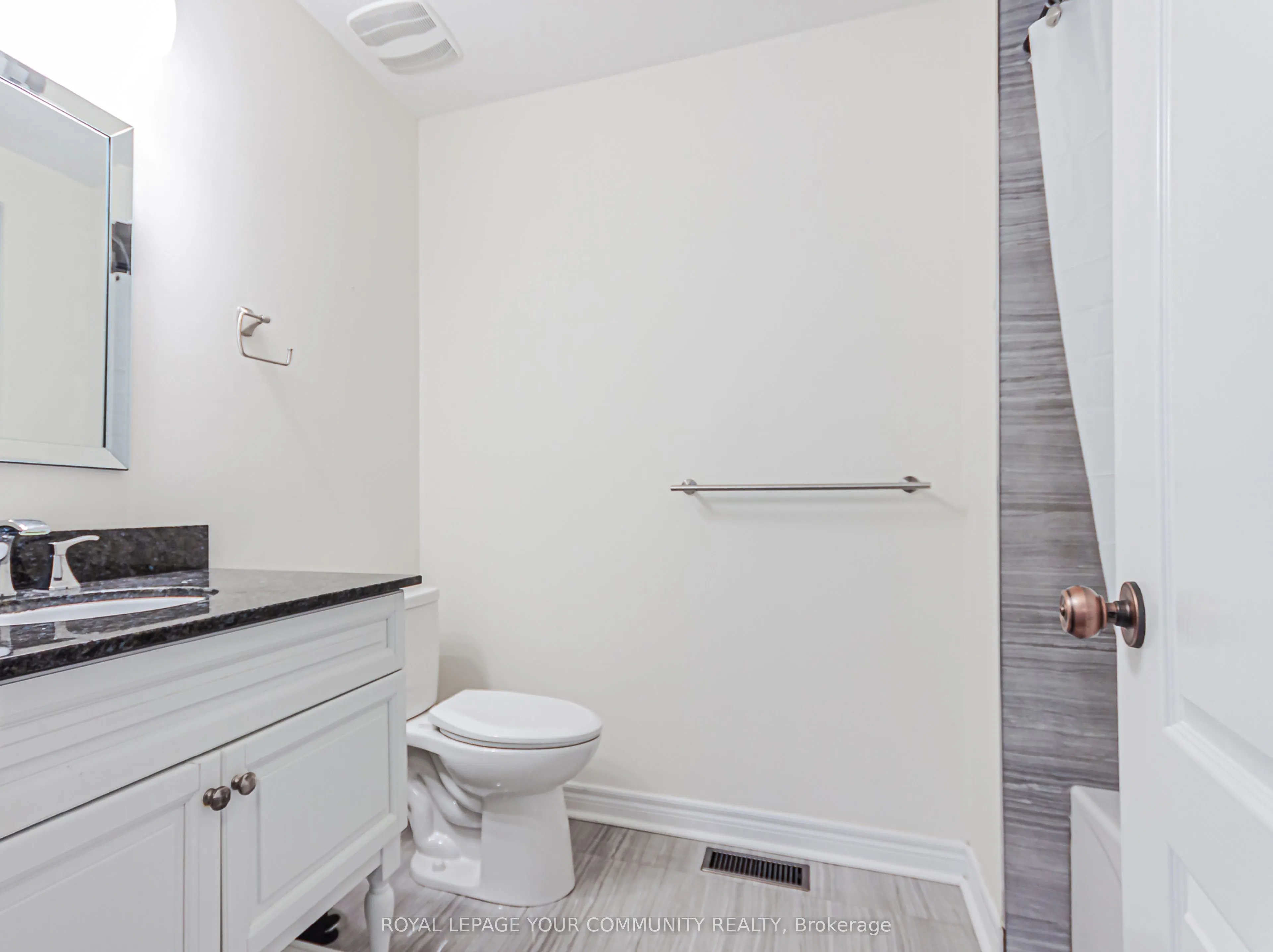 32 Black Maple Crescent