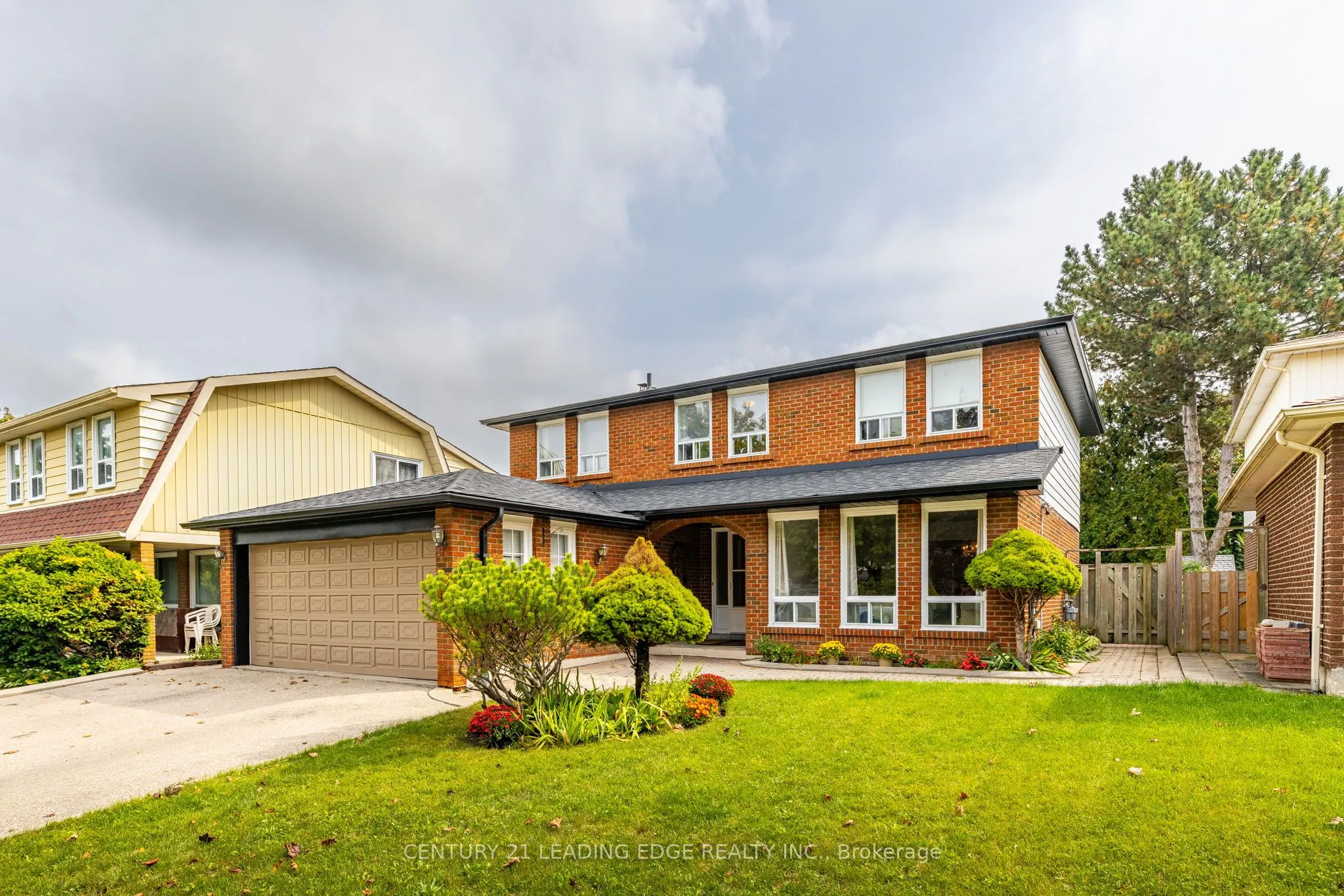 115 SIMONSTON Boulevard