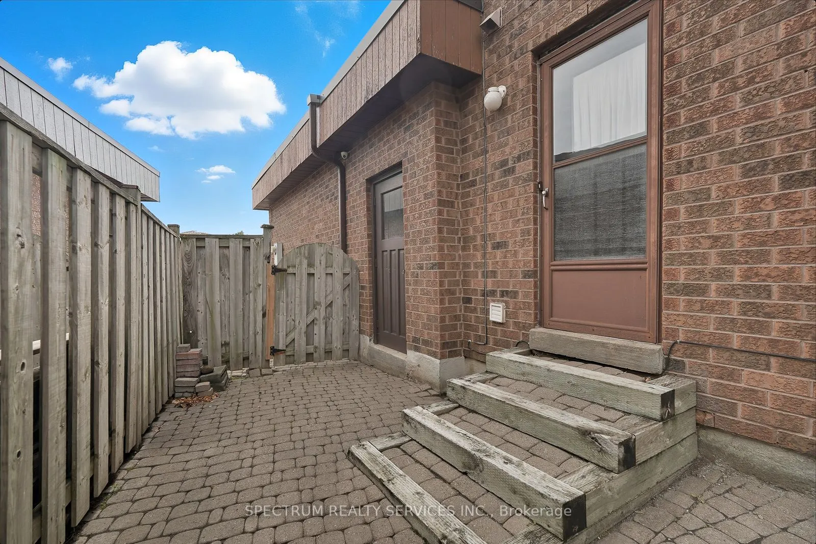 273 Triton Avenue