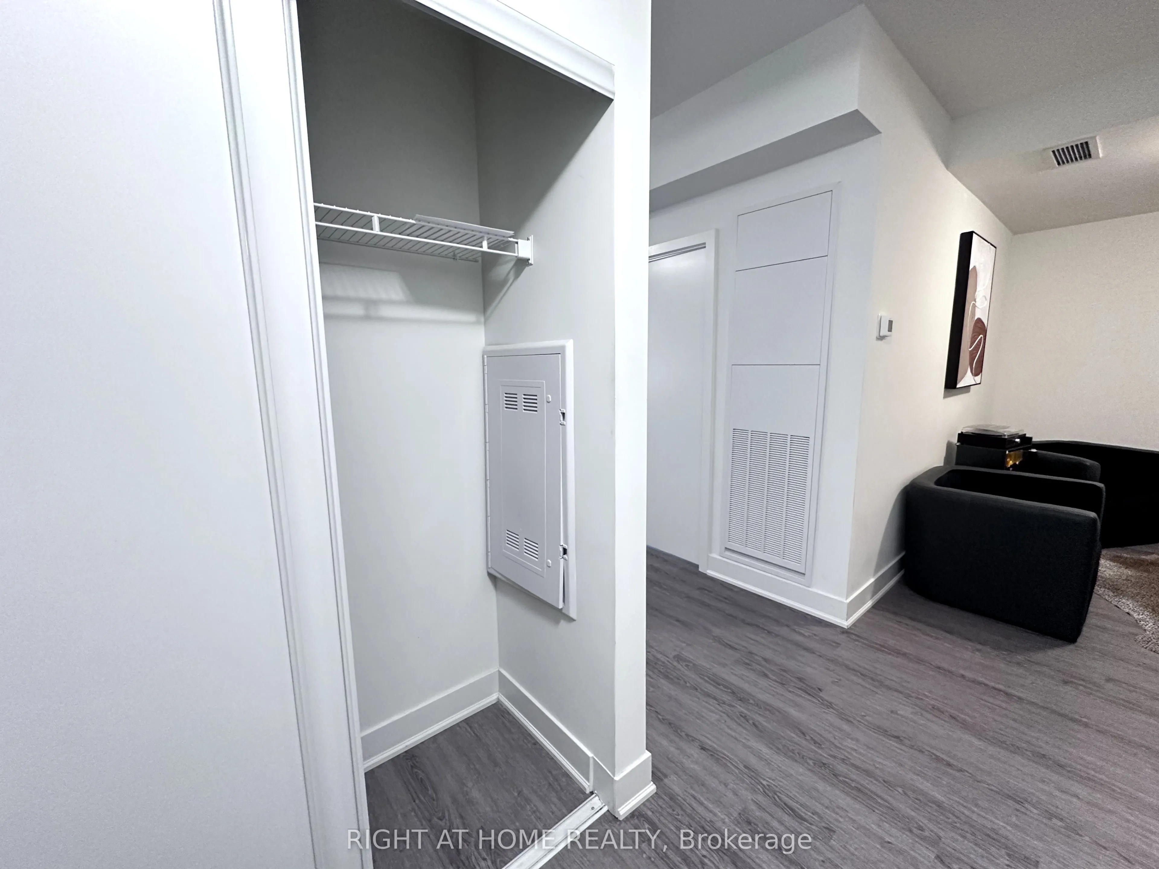 185 Deerfield Road, #422