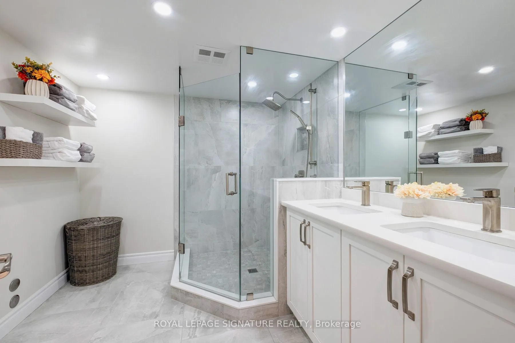 25 Austin Drive, #422