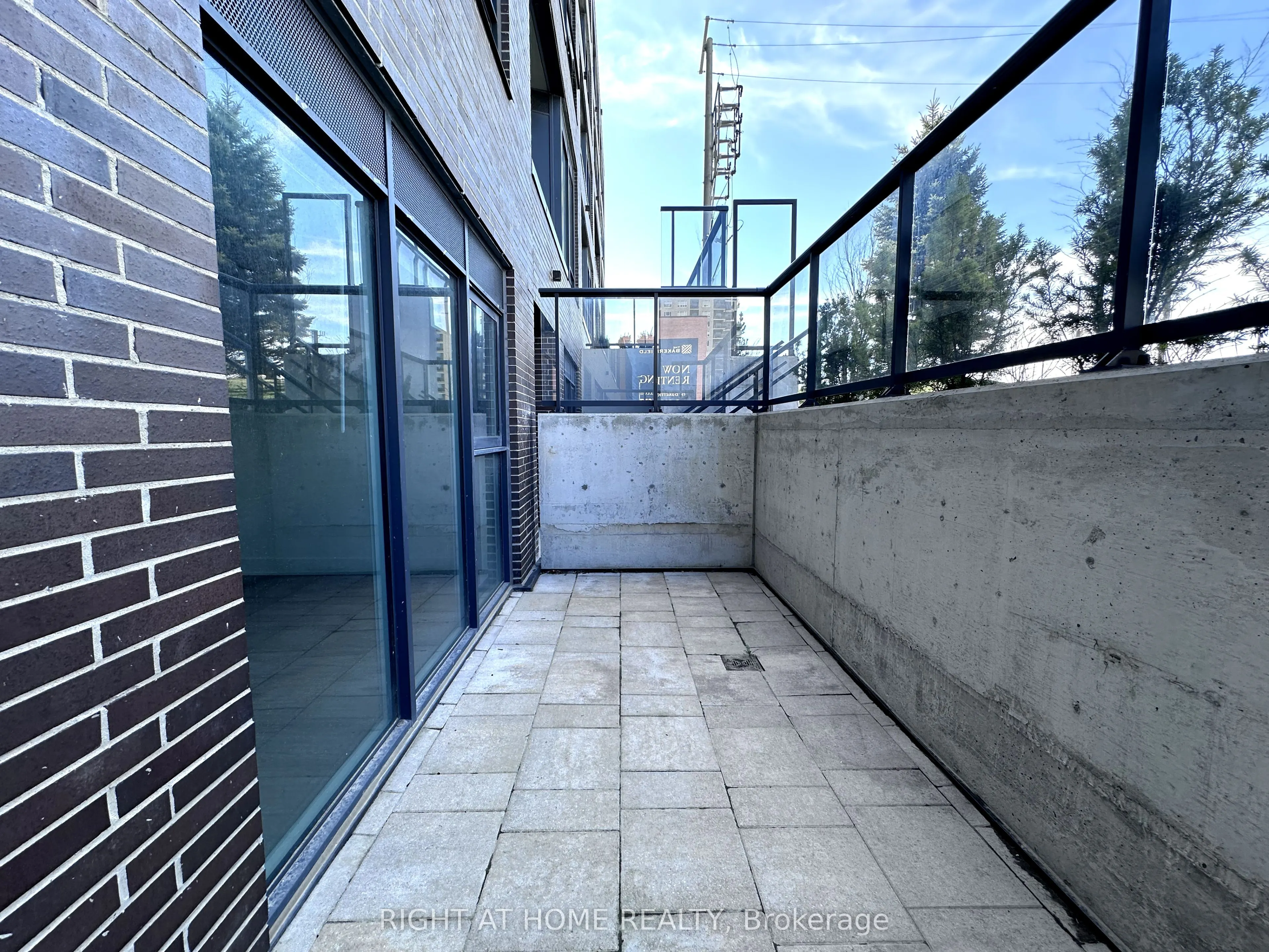 185 Deerfield Road, #015