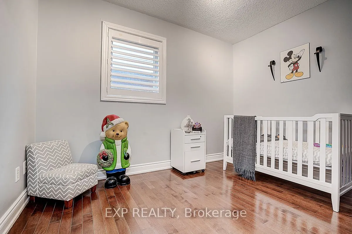 35 Luxton Avenue