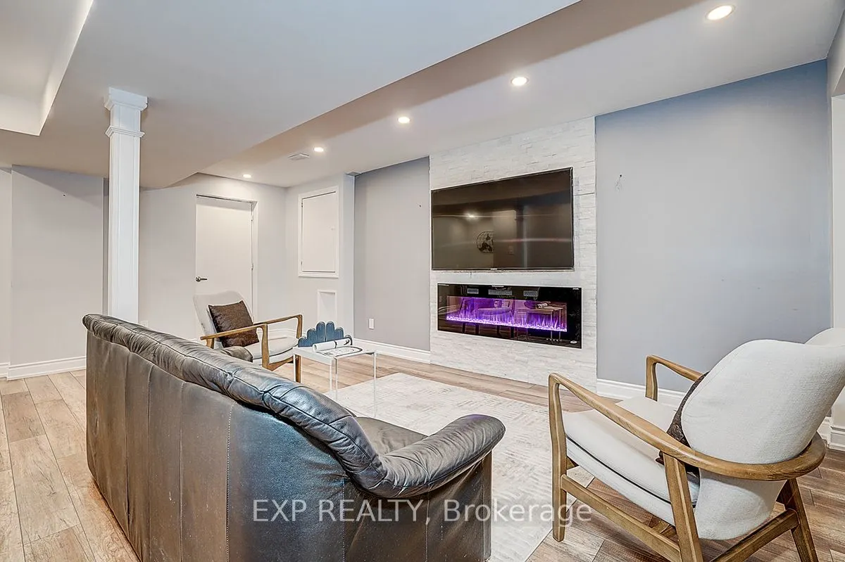 35 Luxton Avenue