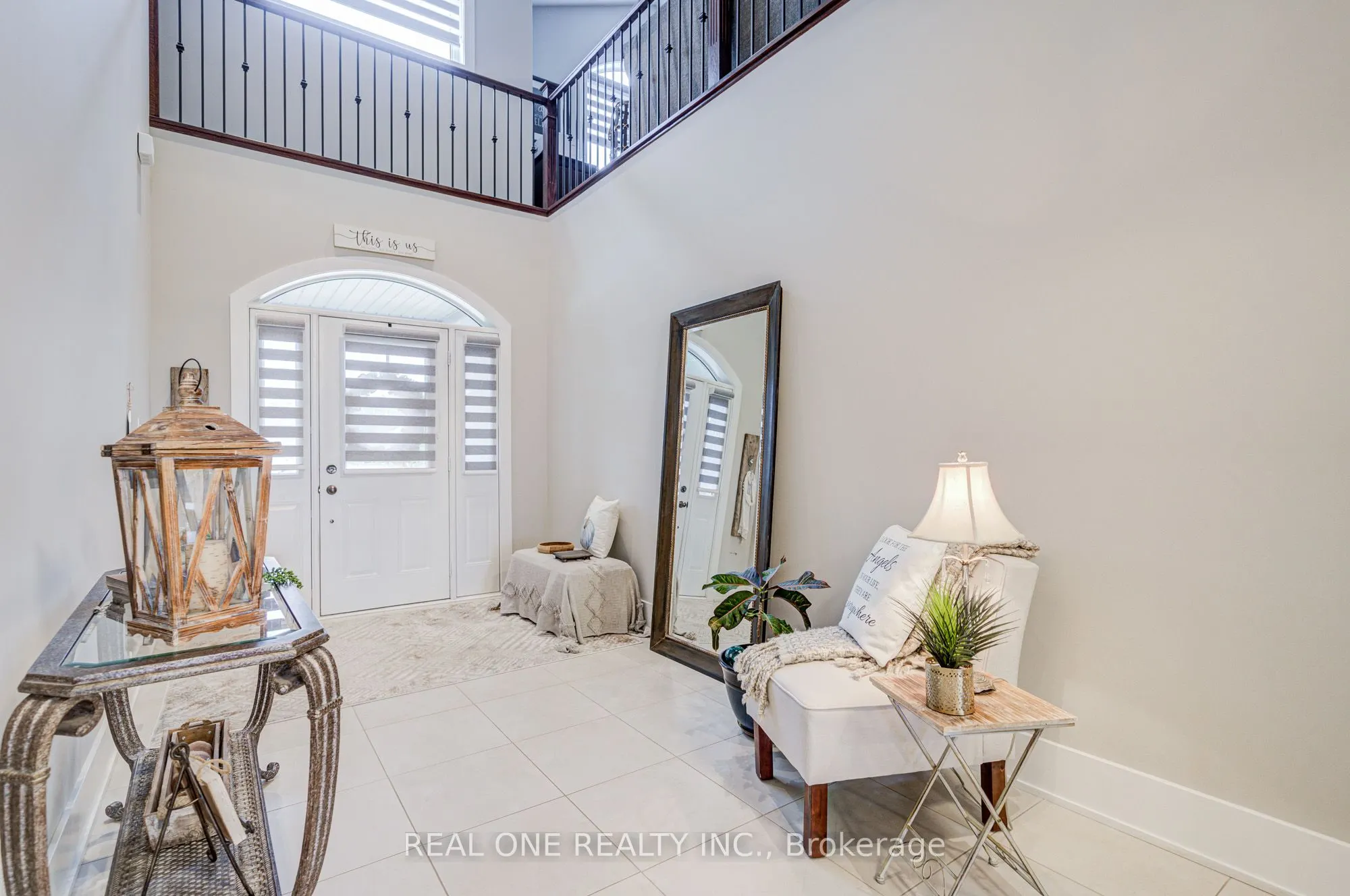 295 Sunnybrae Avenue