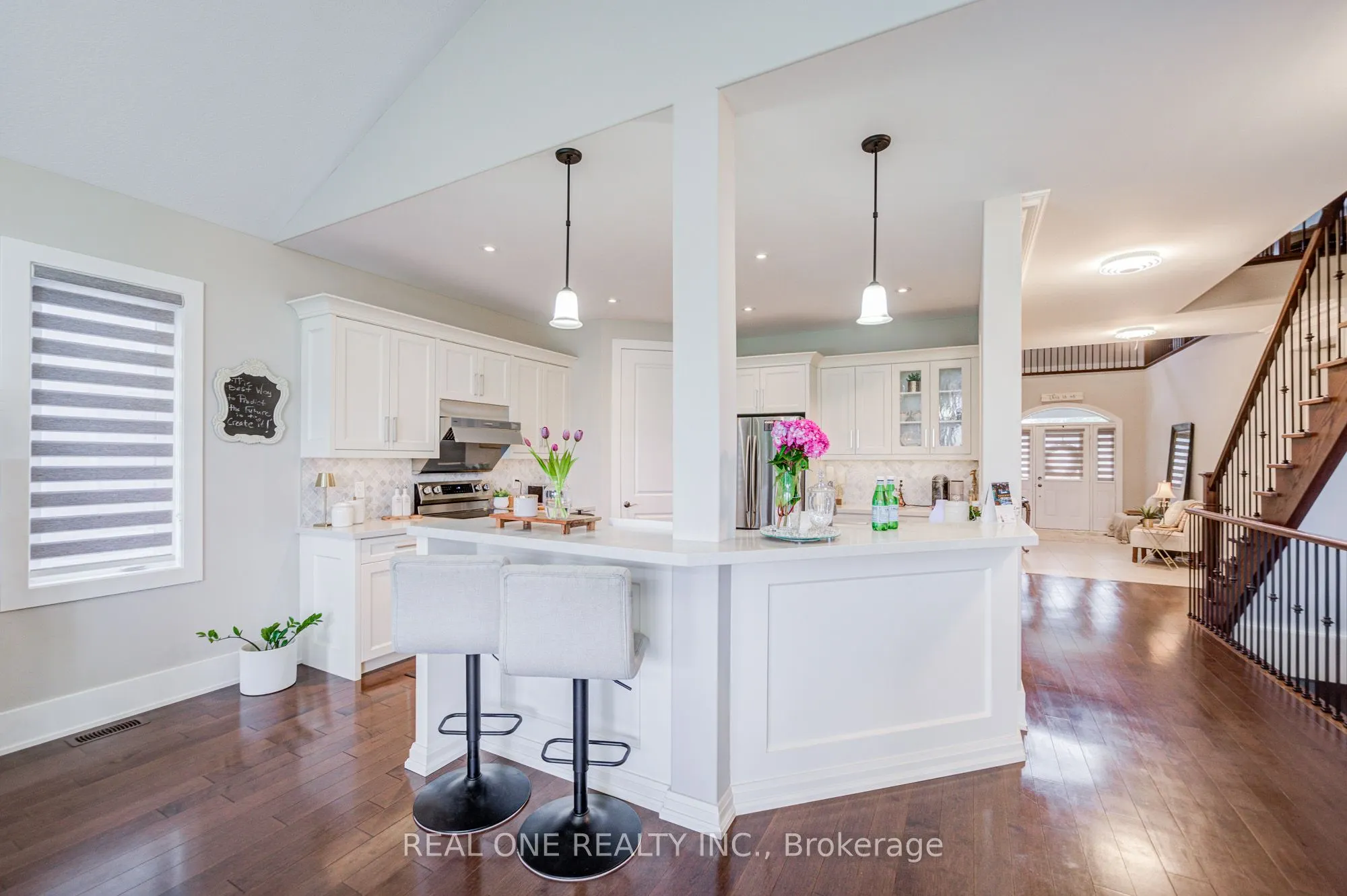 295 Sunnybrae Avenue