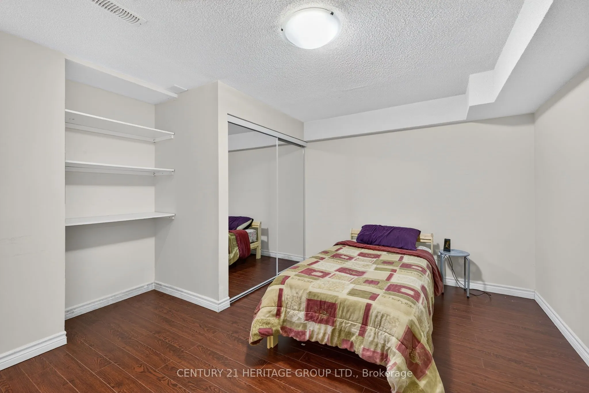 5 Booth Street