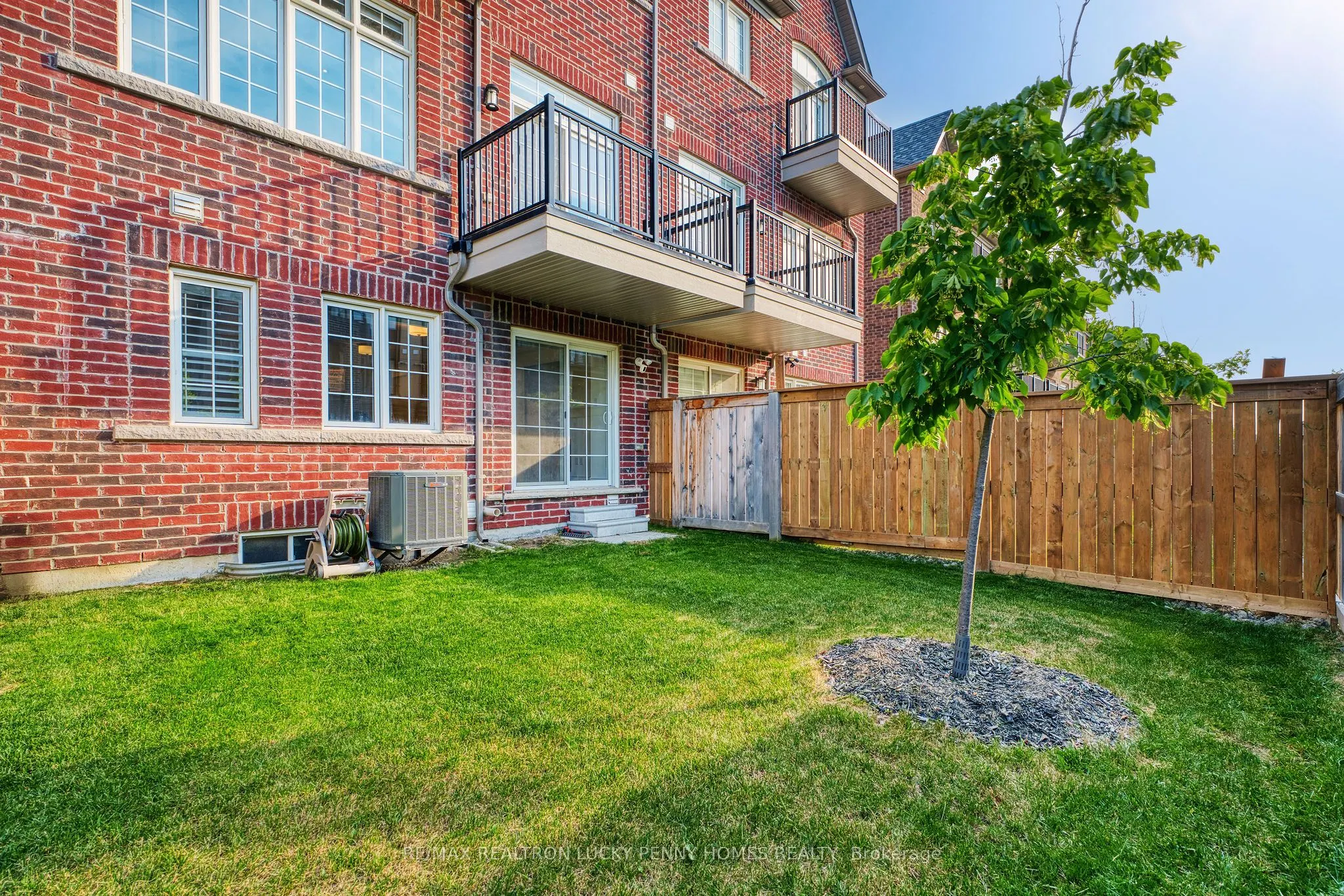 36 Creekvalley Lane