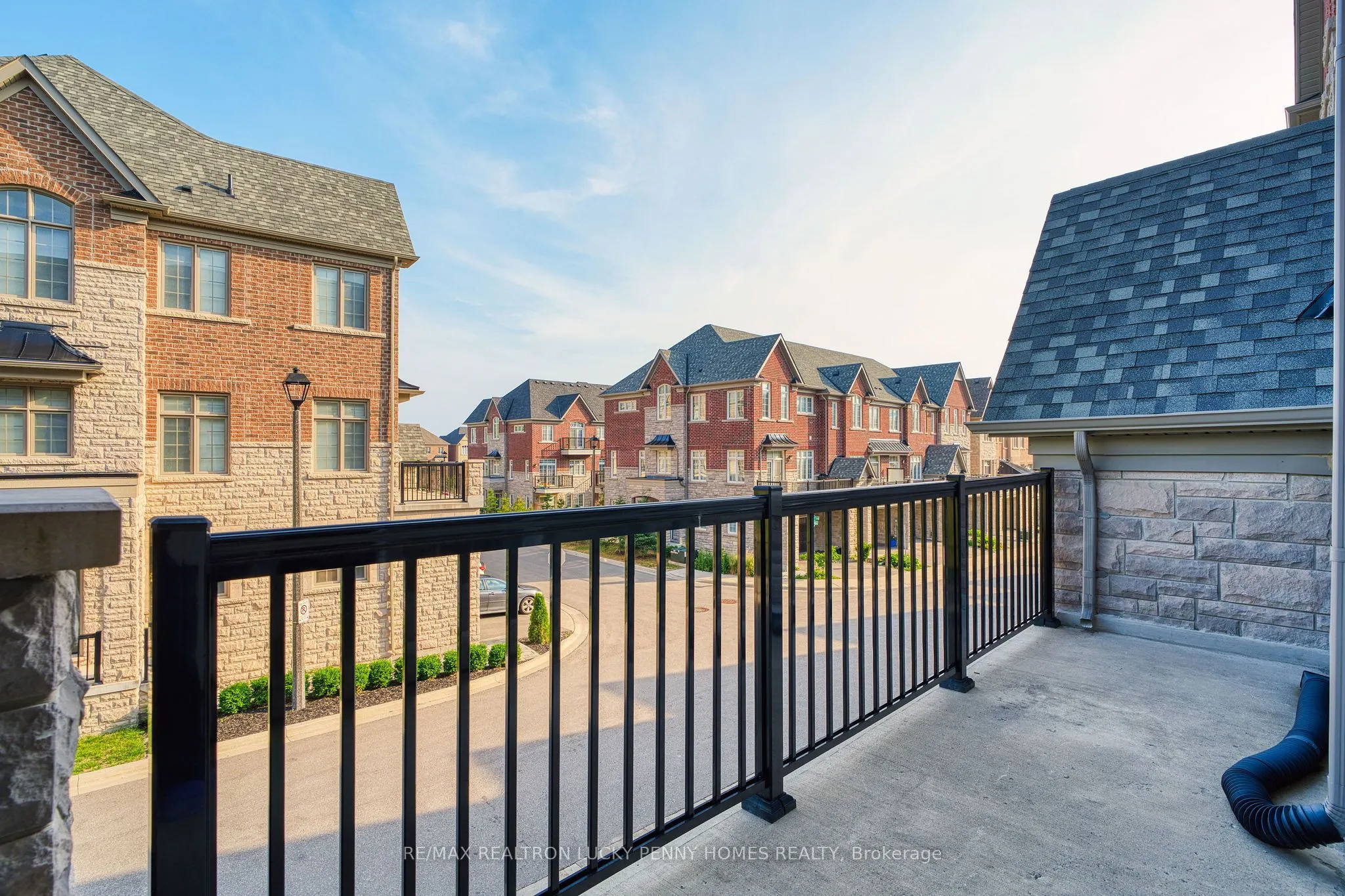 36 Creekvalley Lane