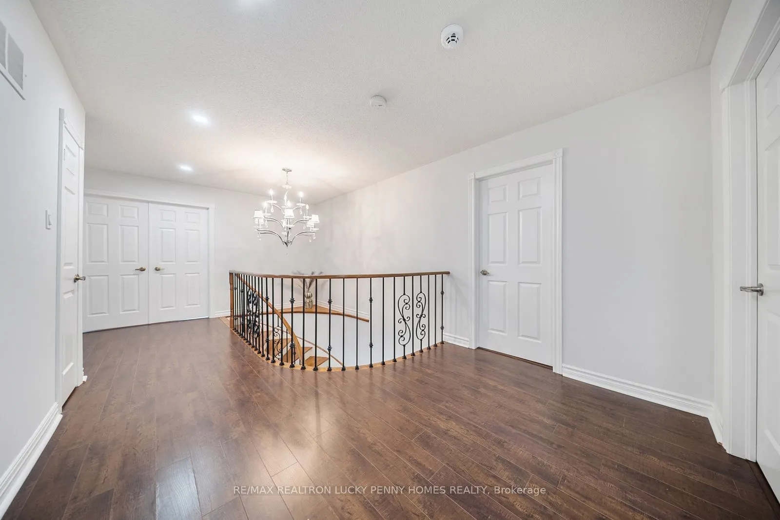 17 Buttonfield Road