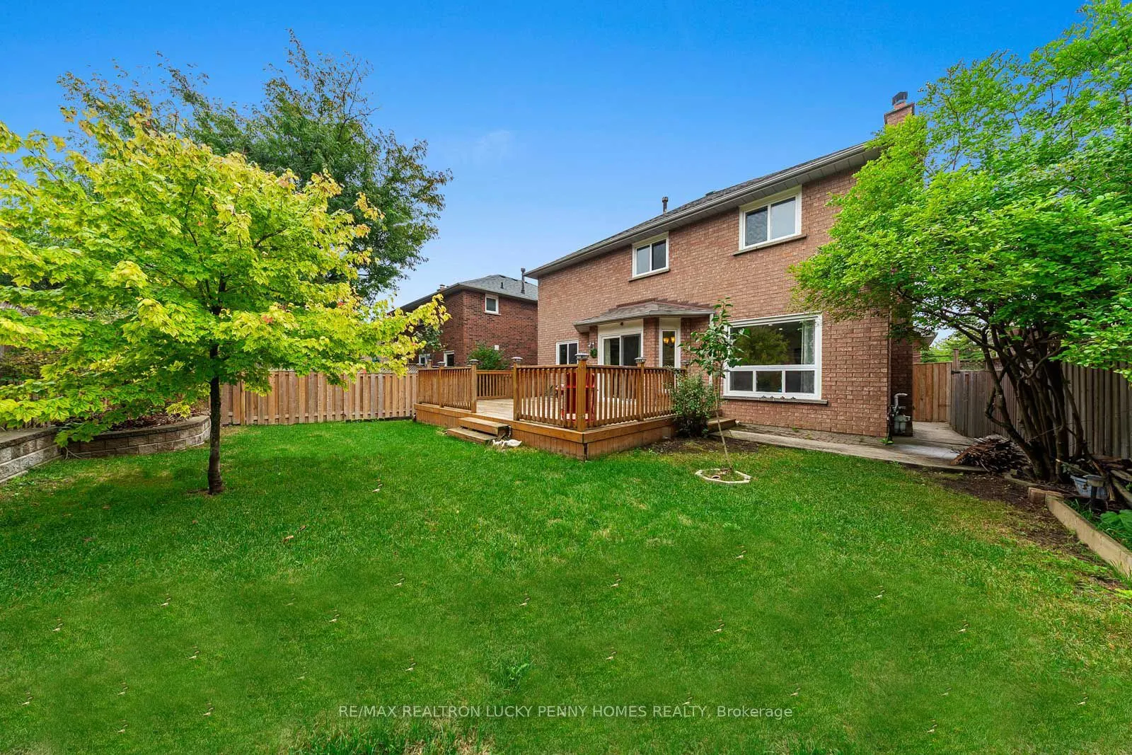 17 Buttonfield Road