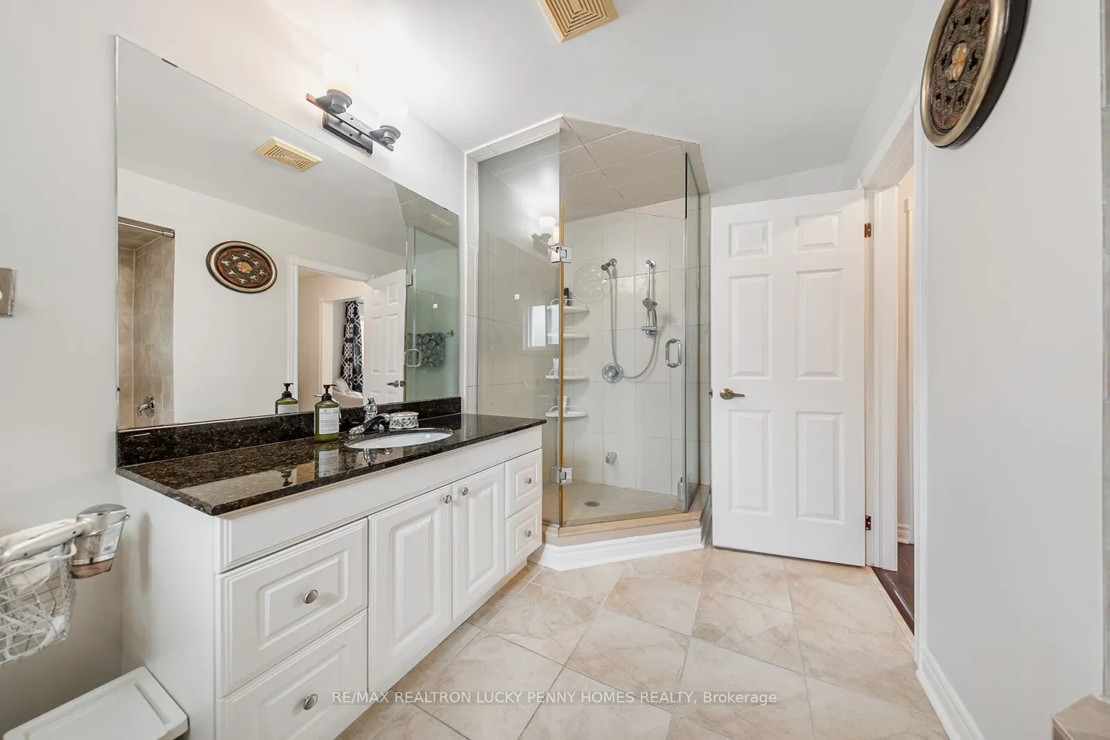 17 Buttonfield Road