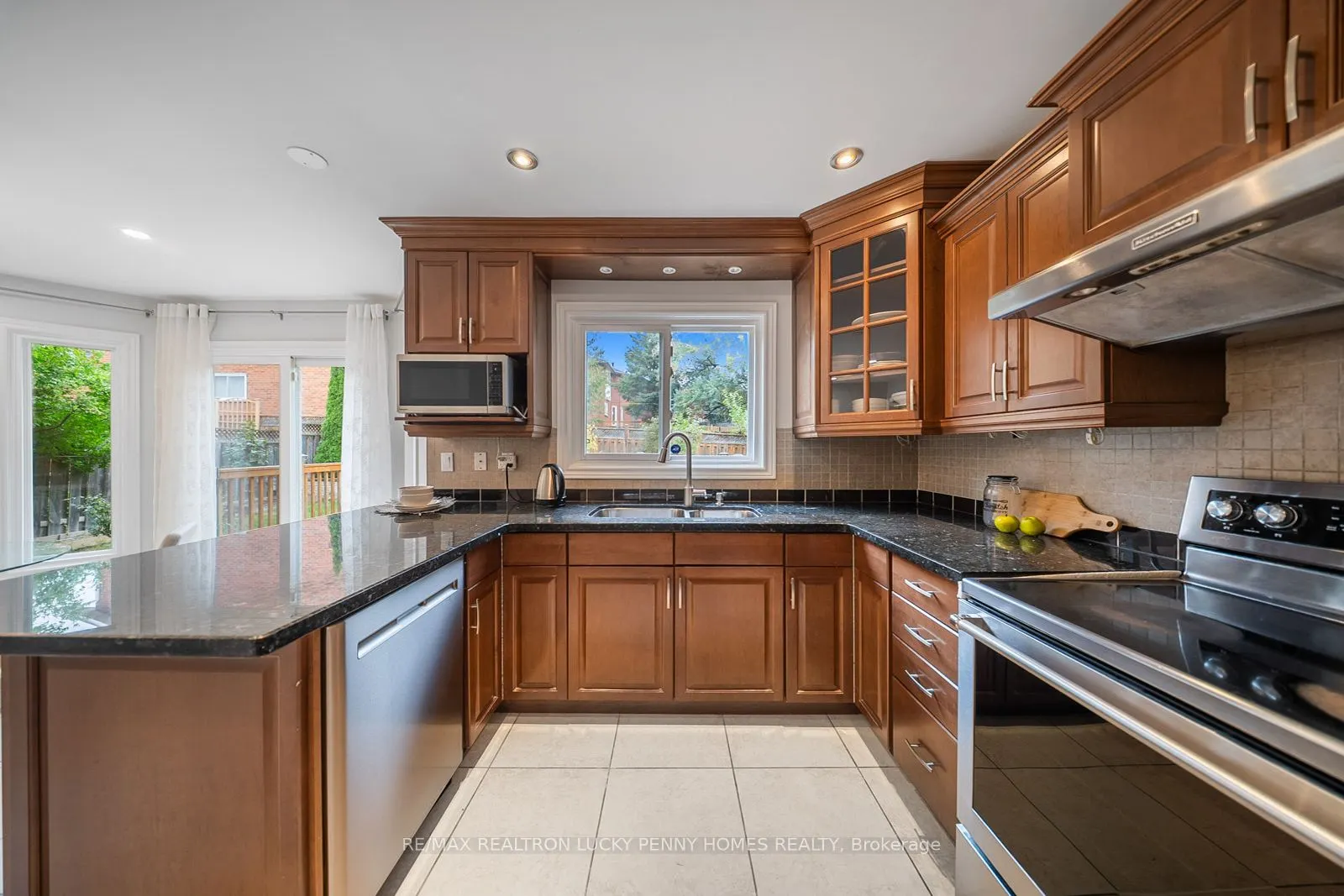 17 Buttonfield Road