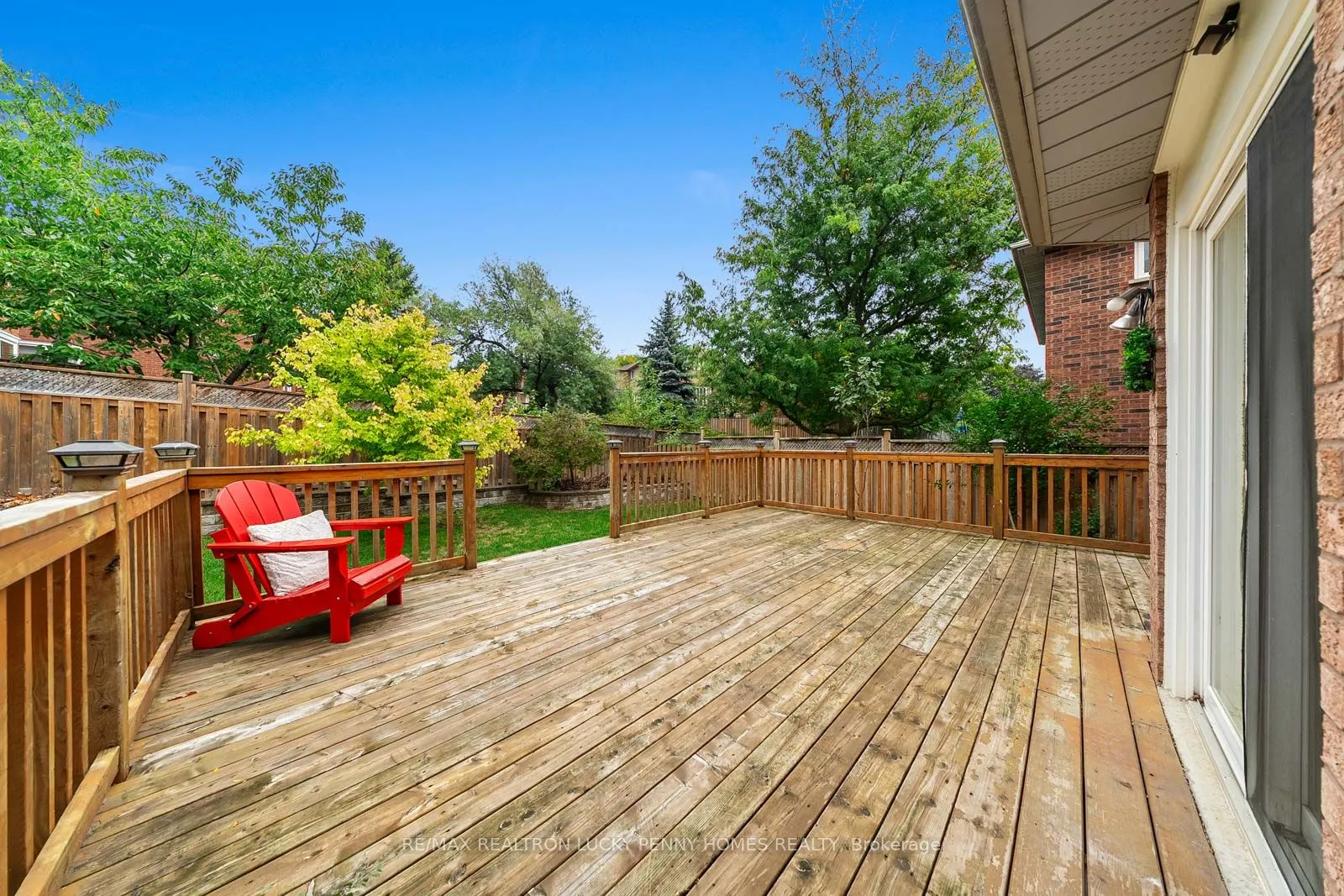 17 Buttonfield Road
