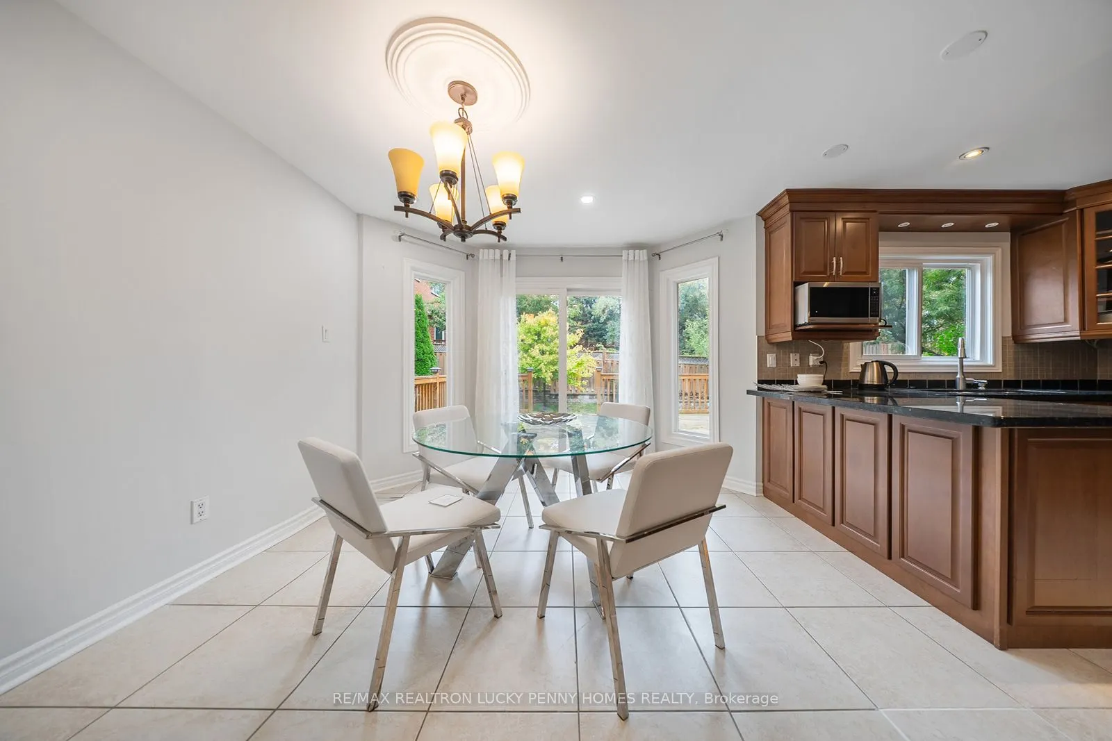 17 Buttonfield Road