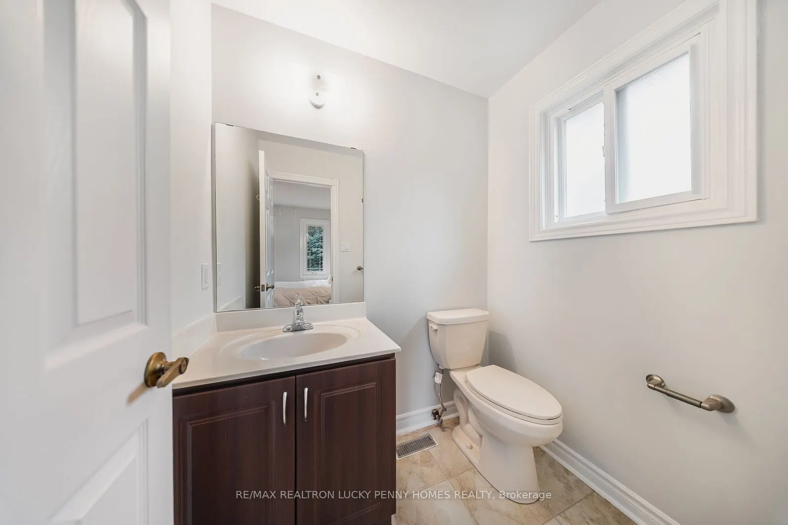 17 Buttonfield Road