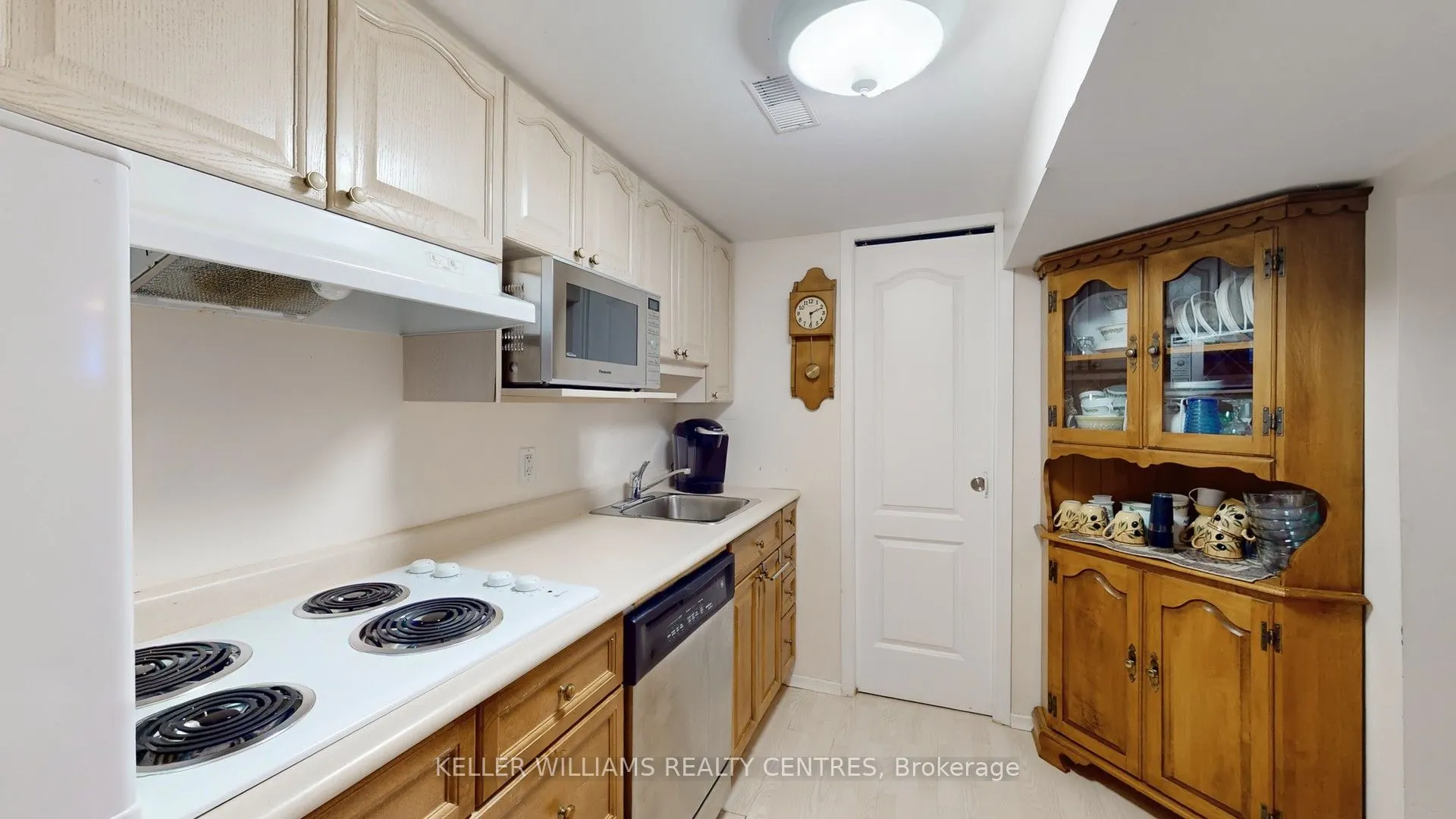 22 Coral Harbour Crescent