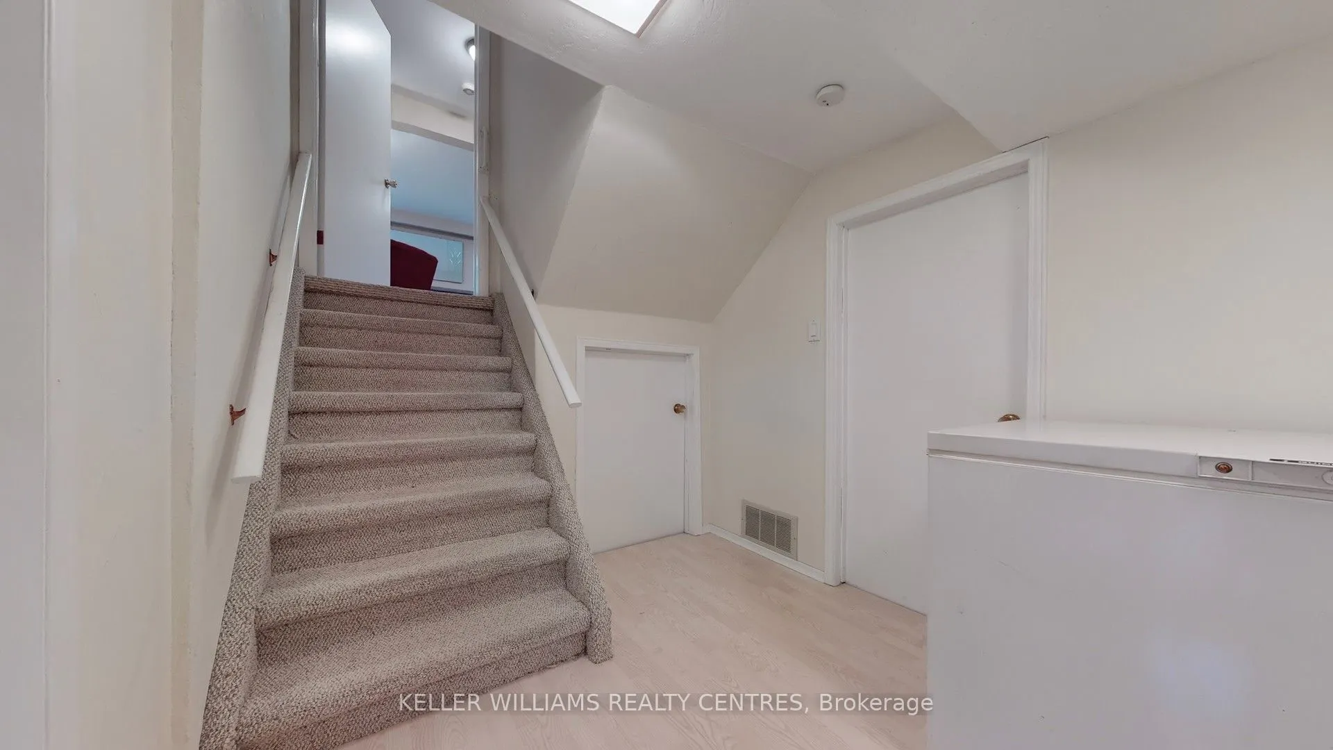 22 Coral Harbour Crescent