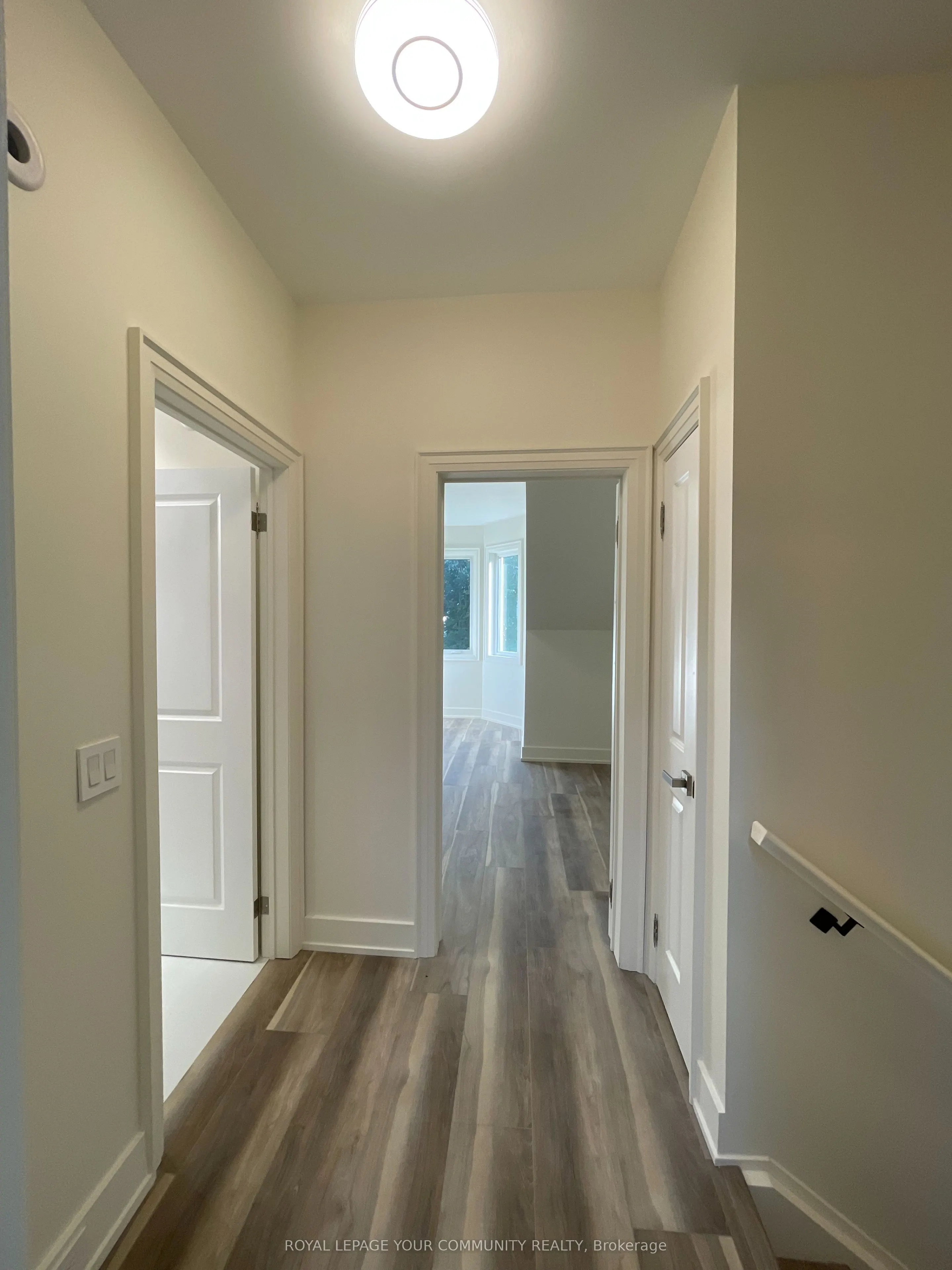263 Barrie Street W, #8