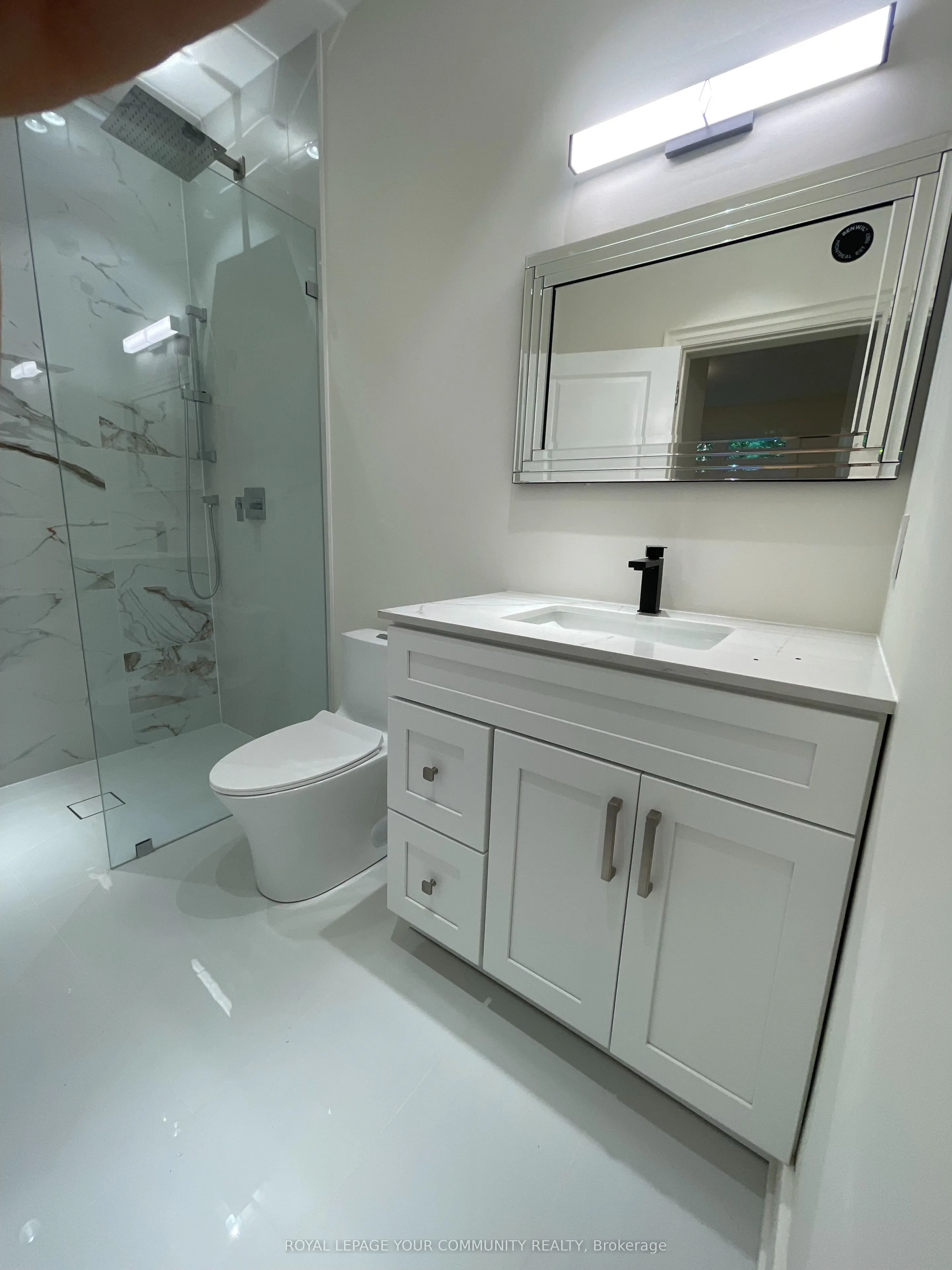 263 Barrie Street W, #8