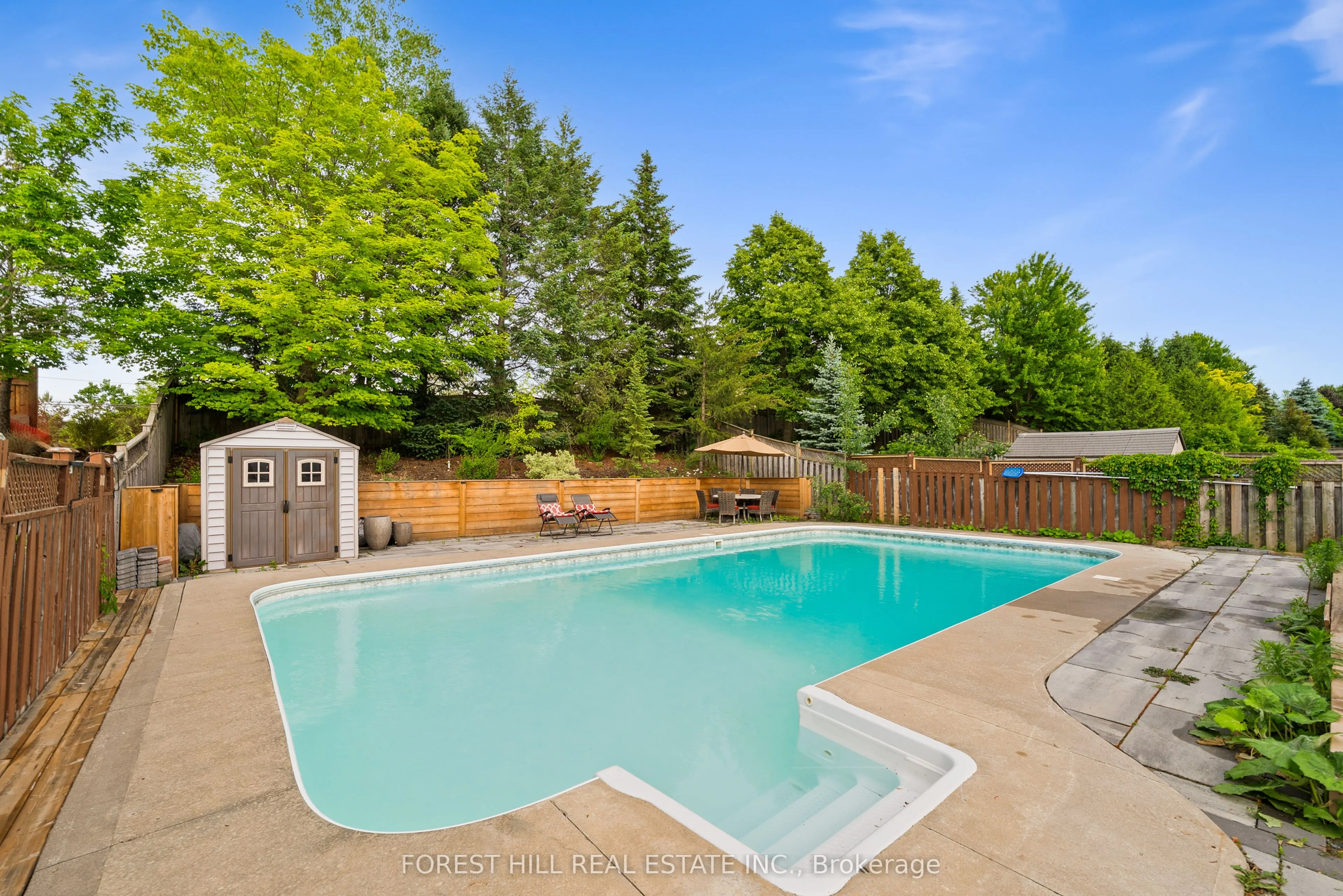 35 Benville Crescent