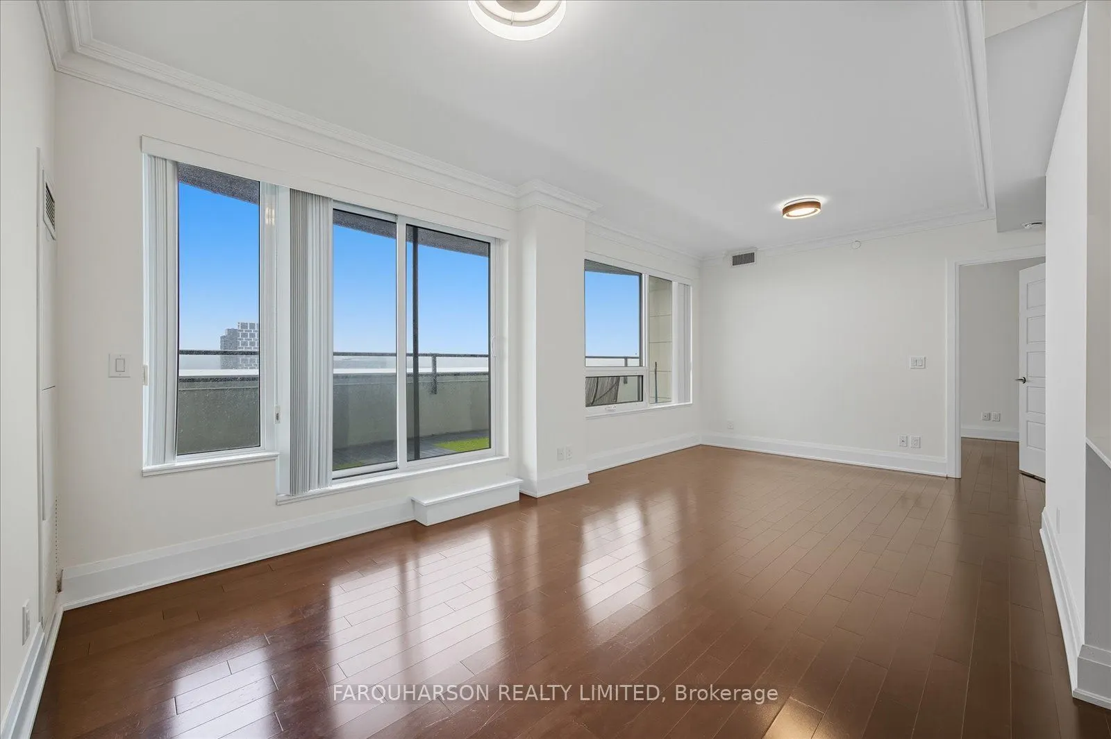 8200 Birchmount Road, #Rg6