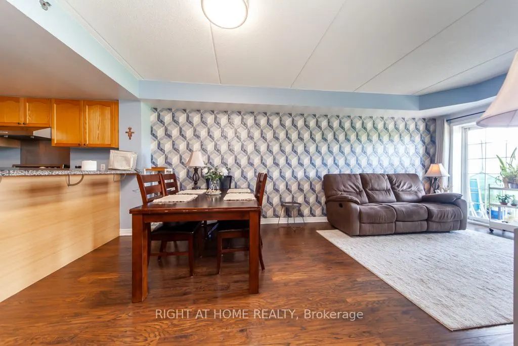 7428 Markham Road, #301