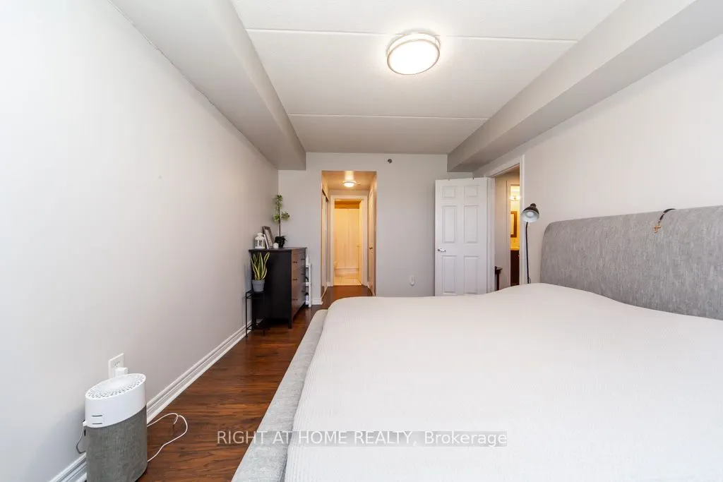 7428 Markham Road, #301