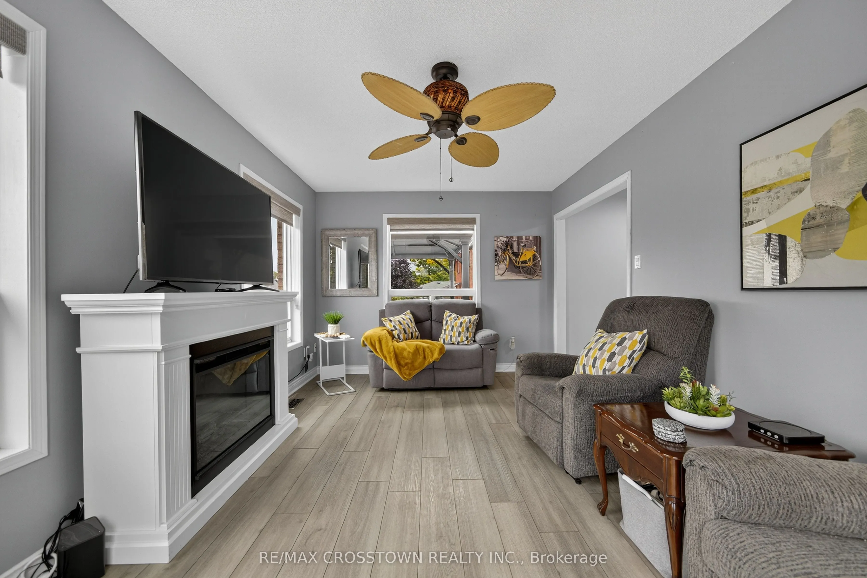 1258 Vincent Crescent