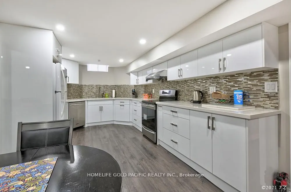 48 Havagal Crescent