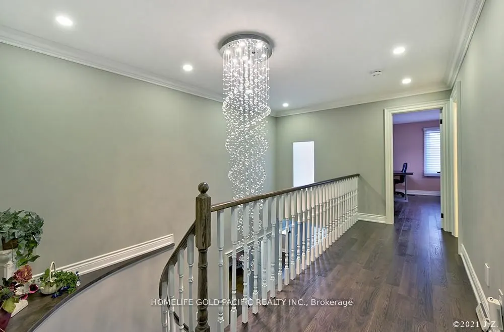 48 Havagal Crescent