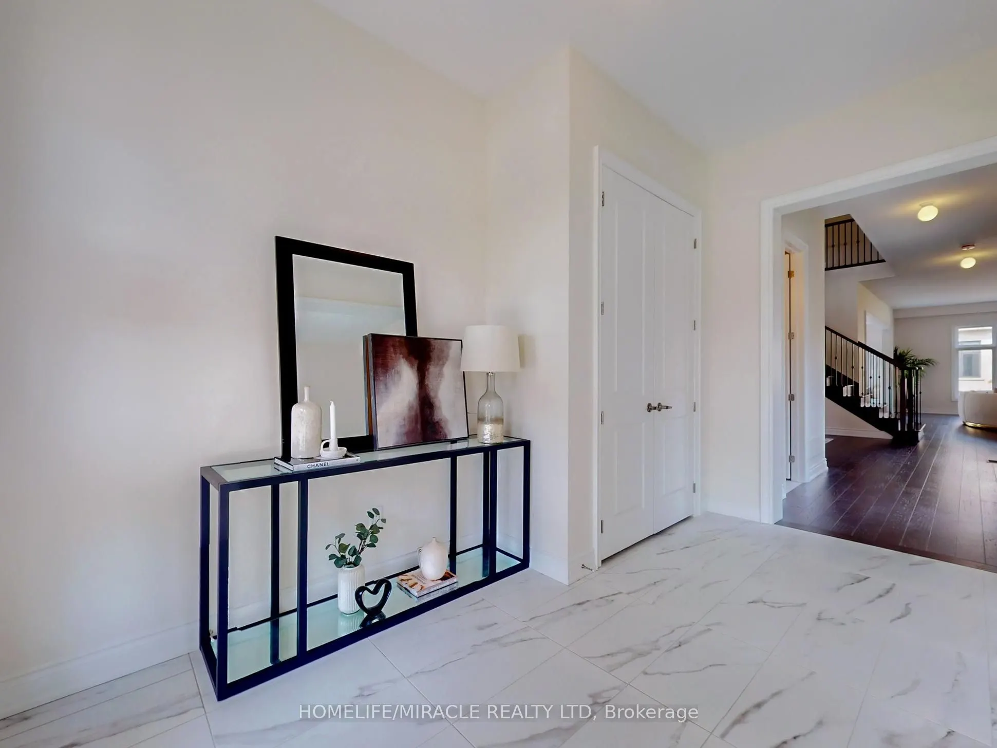 25 Joiner Circle