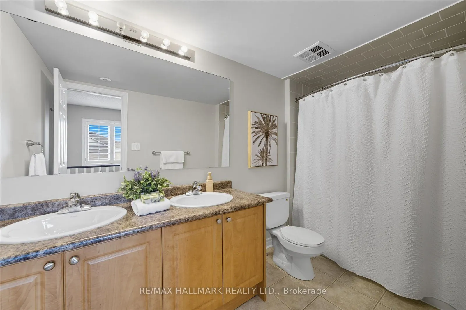 20 Greensborough Villag Circle, #23