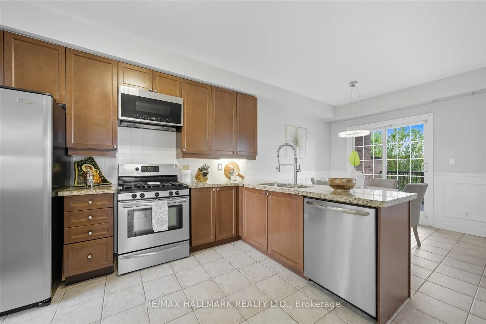 20 Greensborough Villag Circle, #23