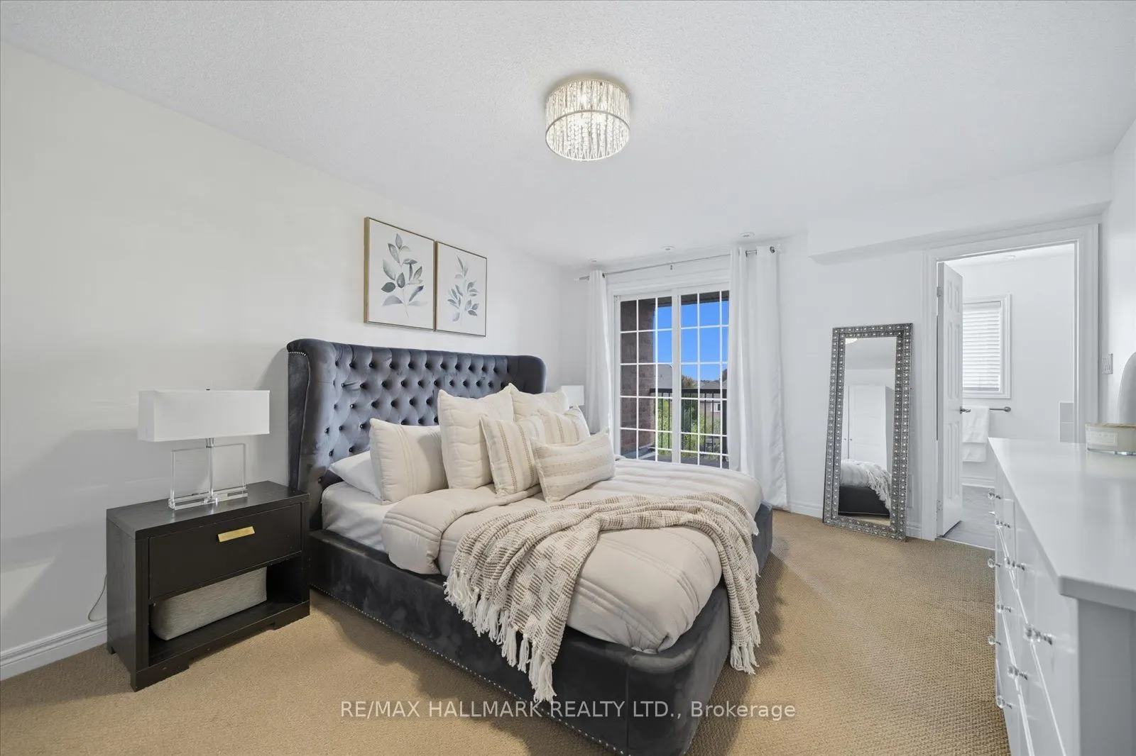 20 Greensborough Villag Circle, #23