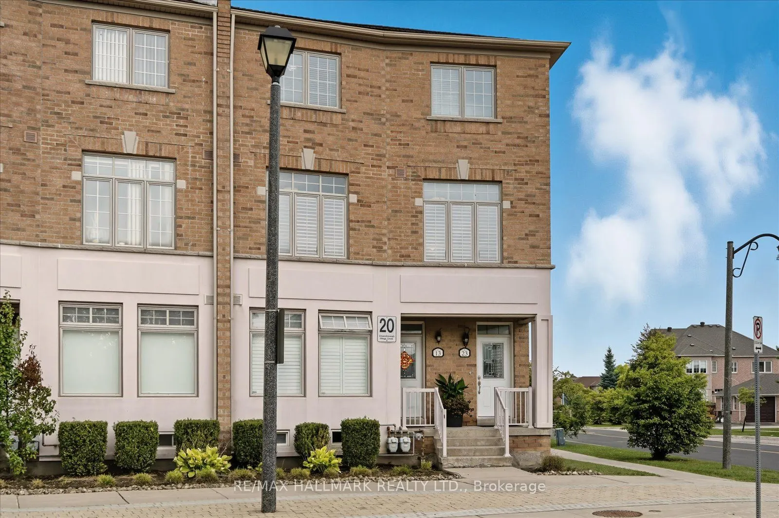 20 Greensborough Villag Circle, #23